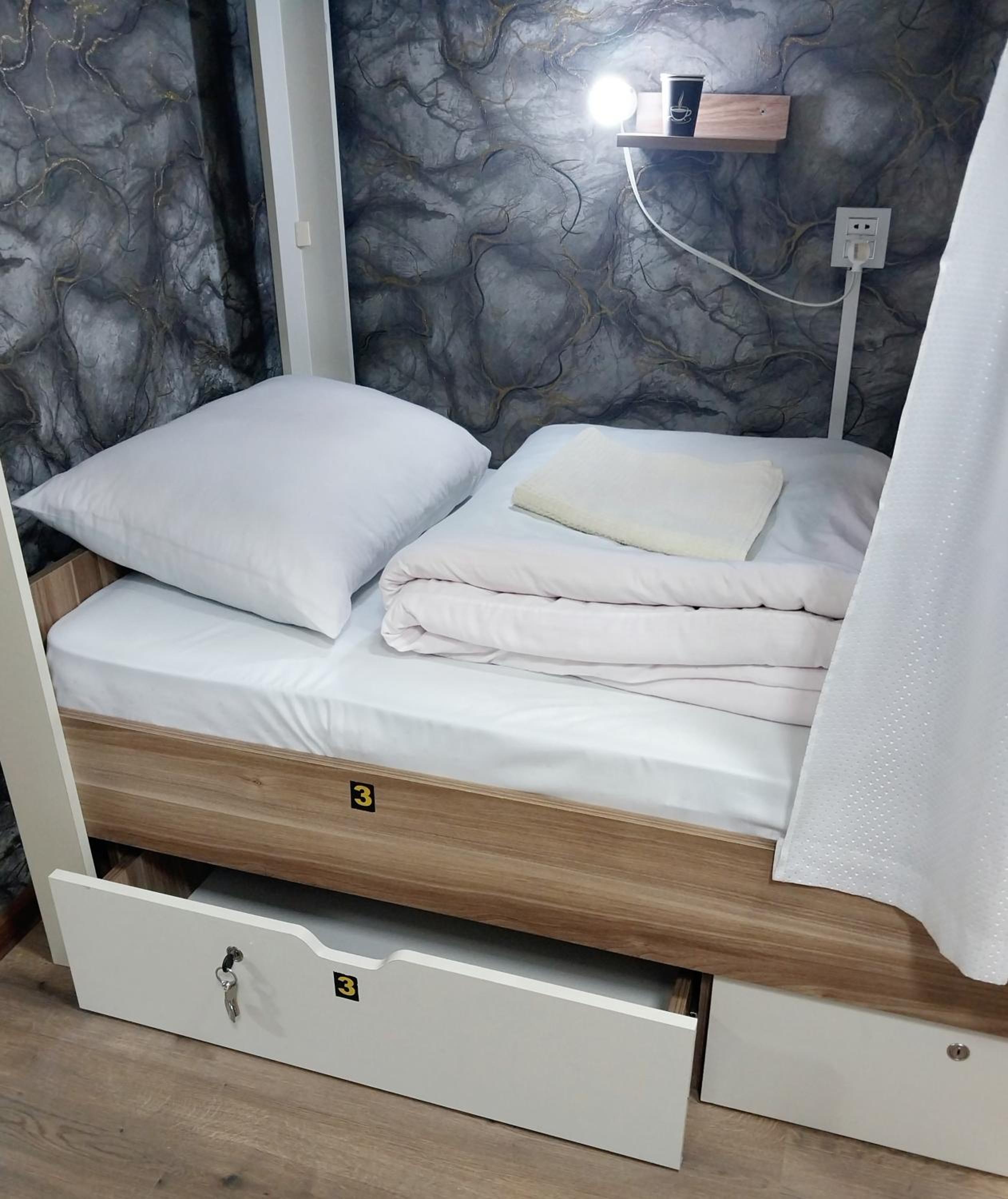 Bed in 4-Bed Mixed Dormitory Room
