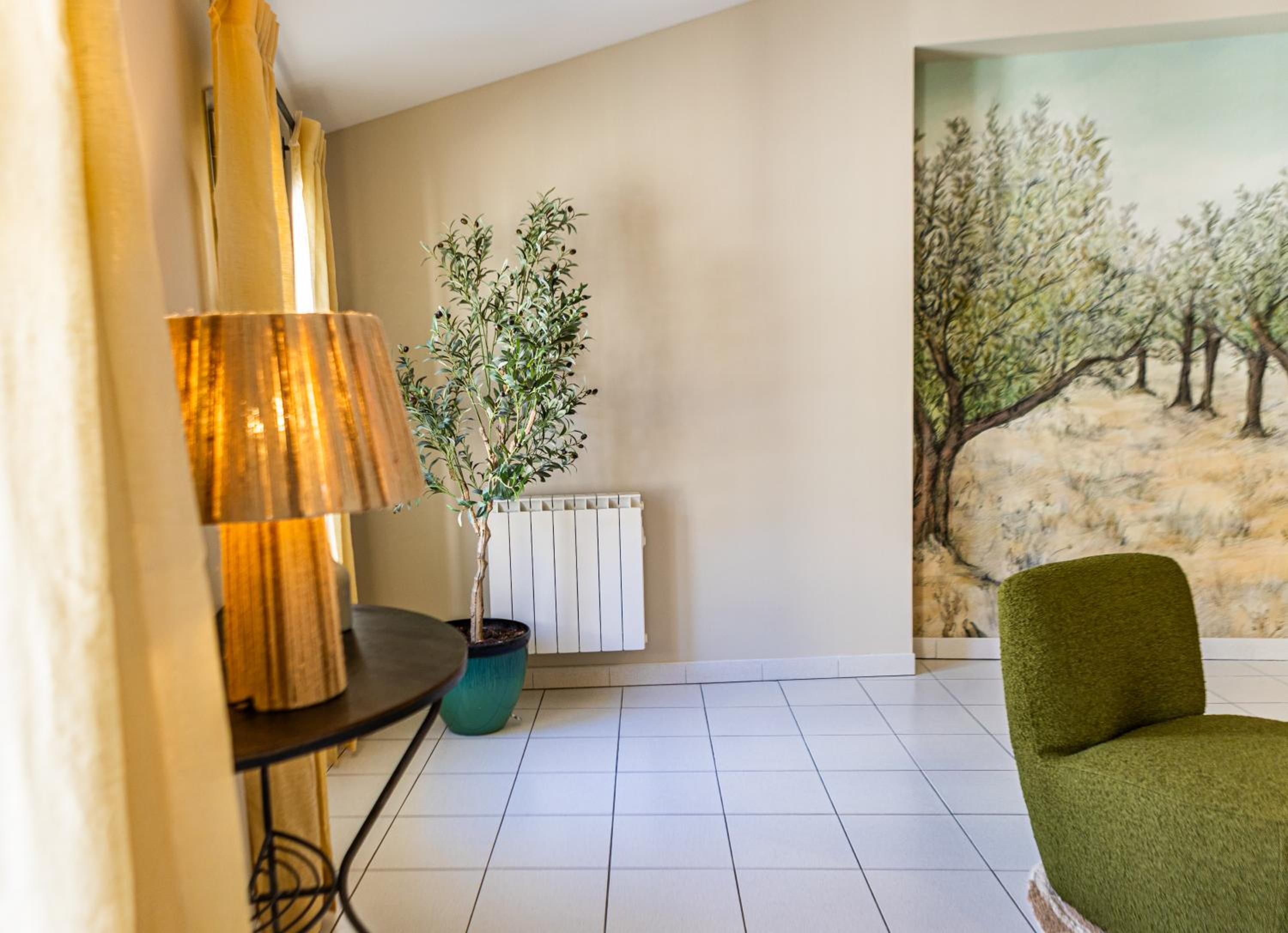 One-Bedroom Apartment - Weekly Cleaning
