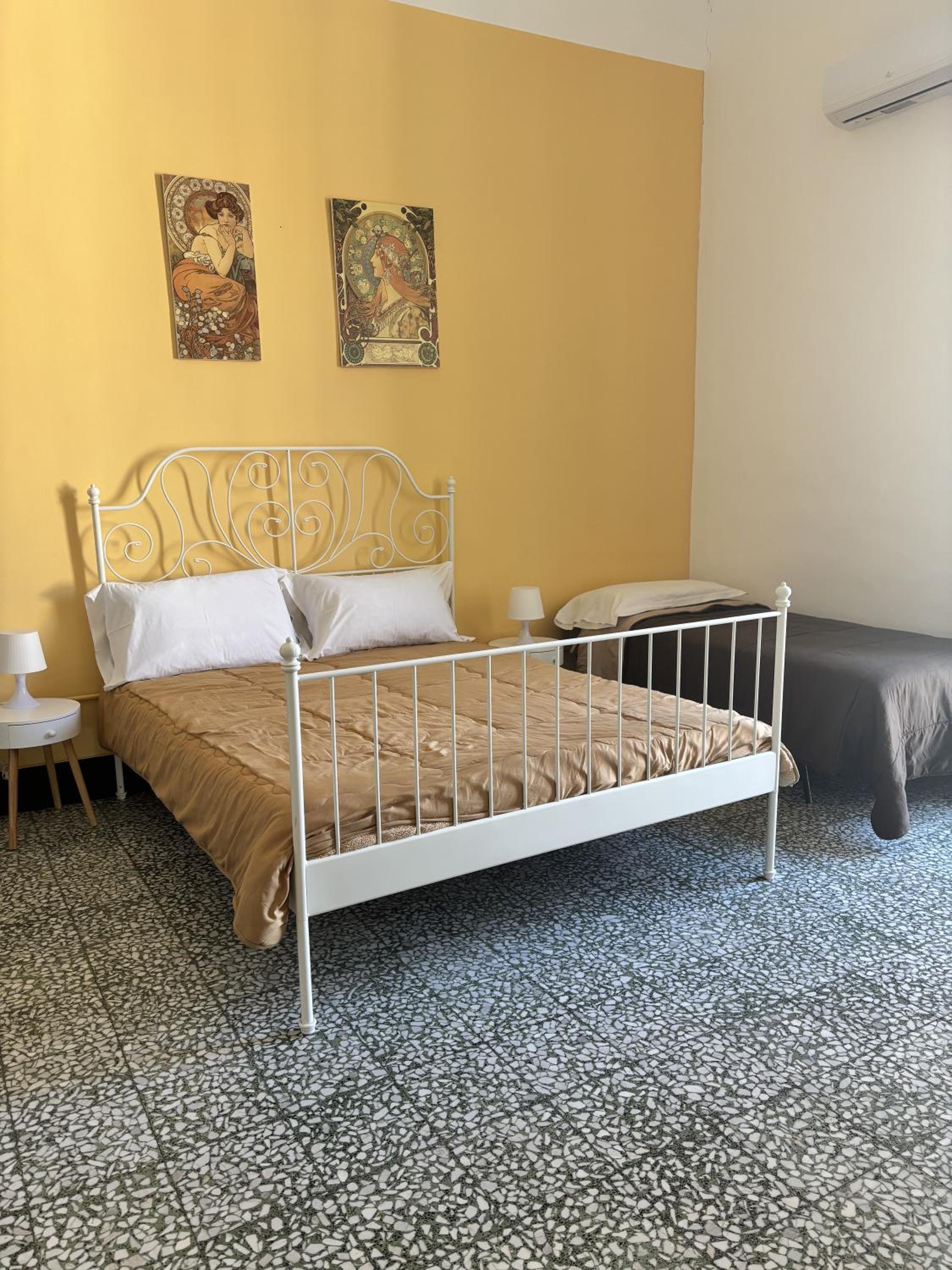 Apartment - Photo 17