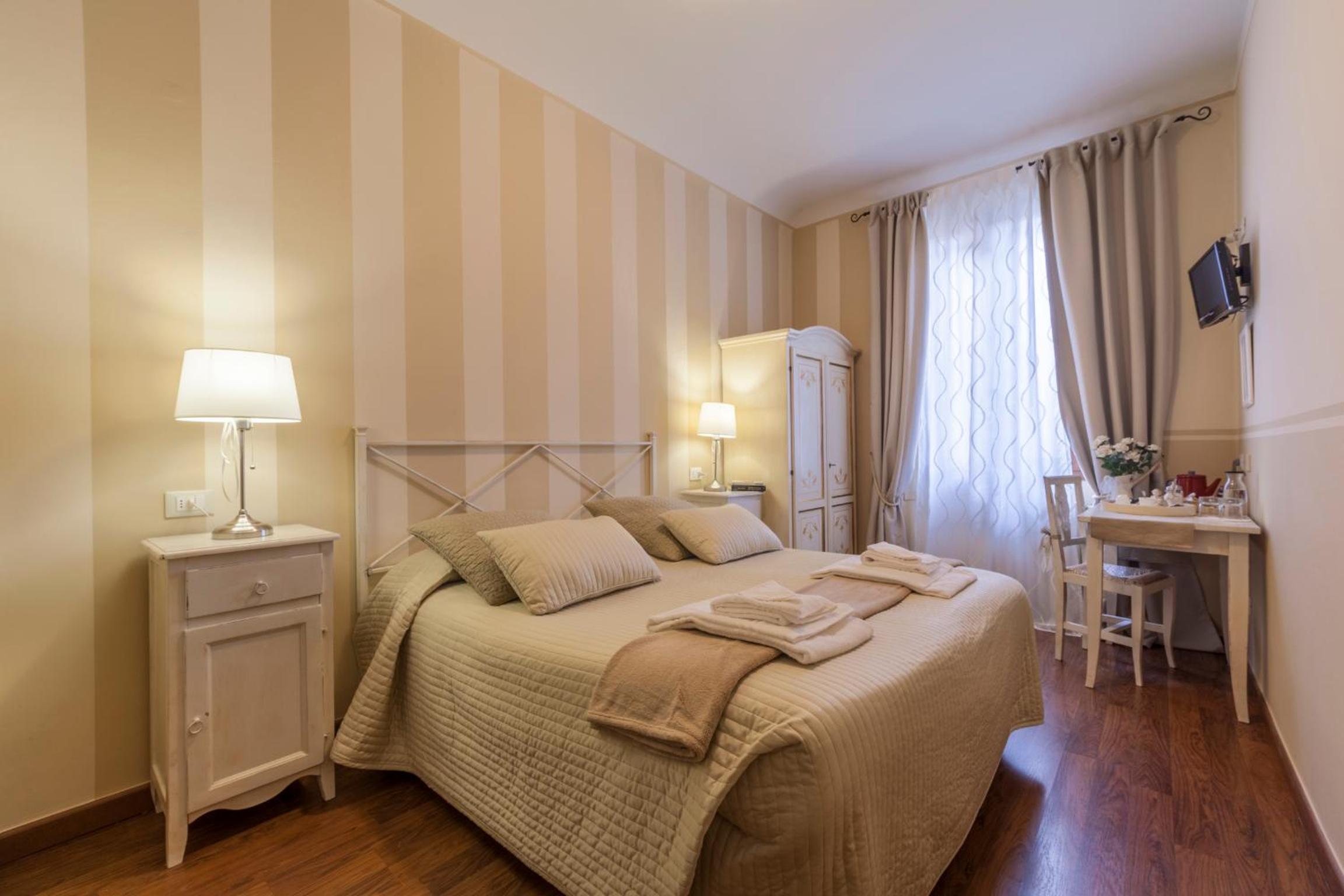 Double or Twin Room photo 1