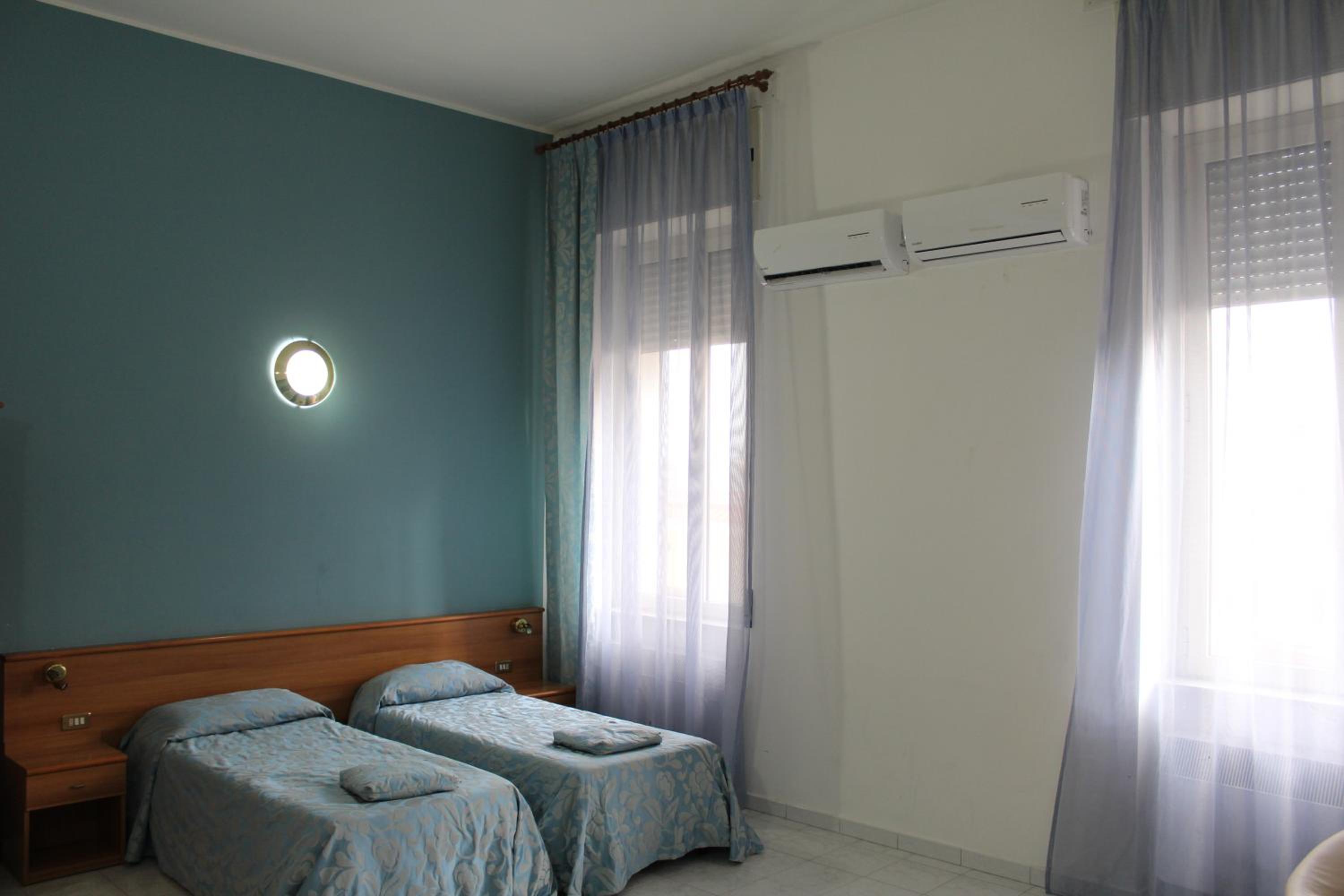 Triple Room - Photo 4