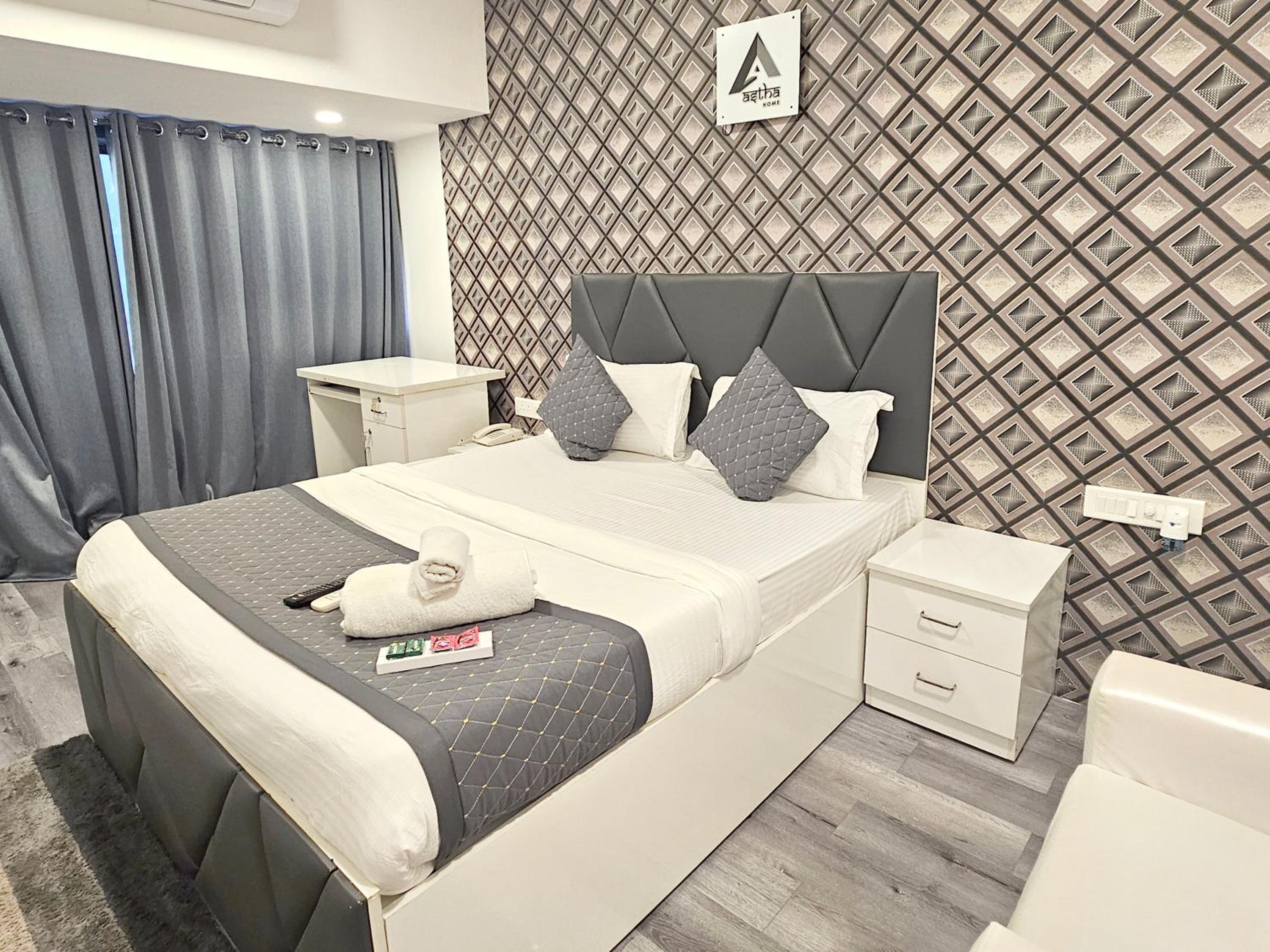 Deluxe Room - Photo 2
