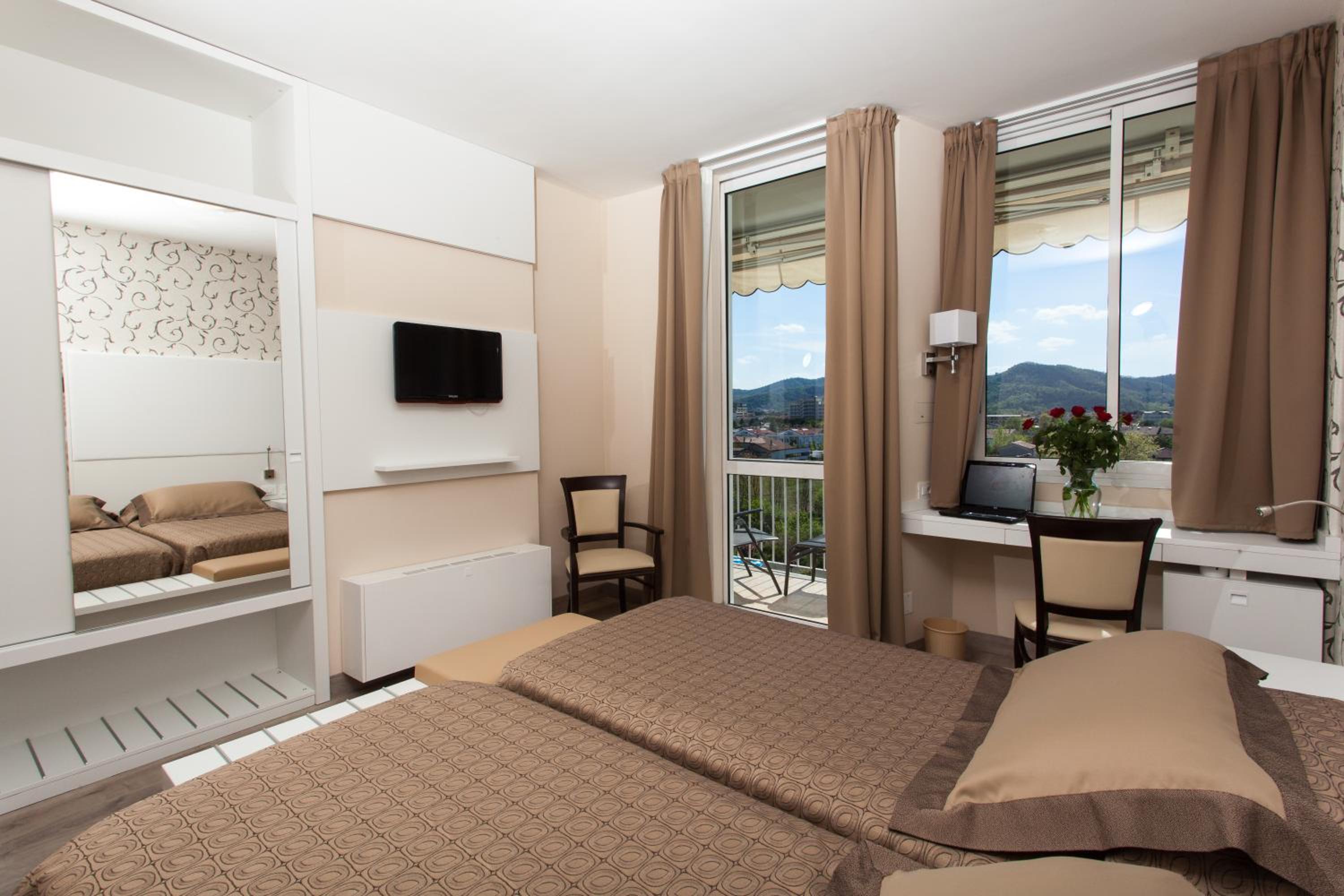 Superior Deluxe Double or Twin Room