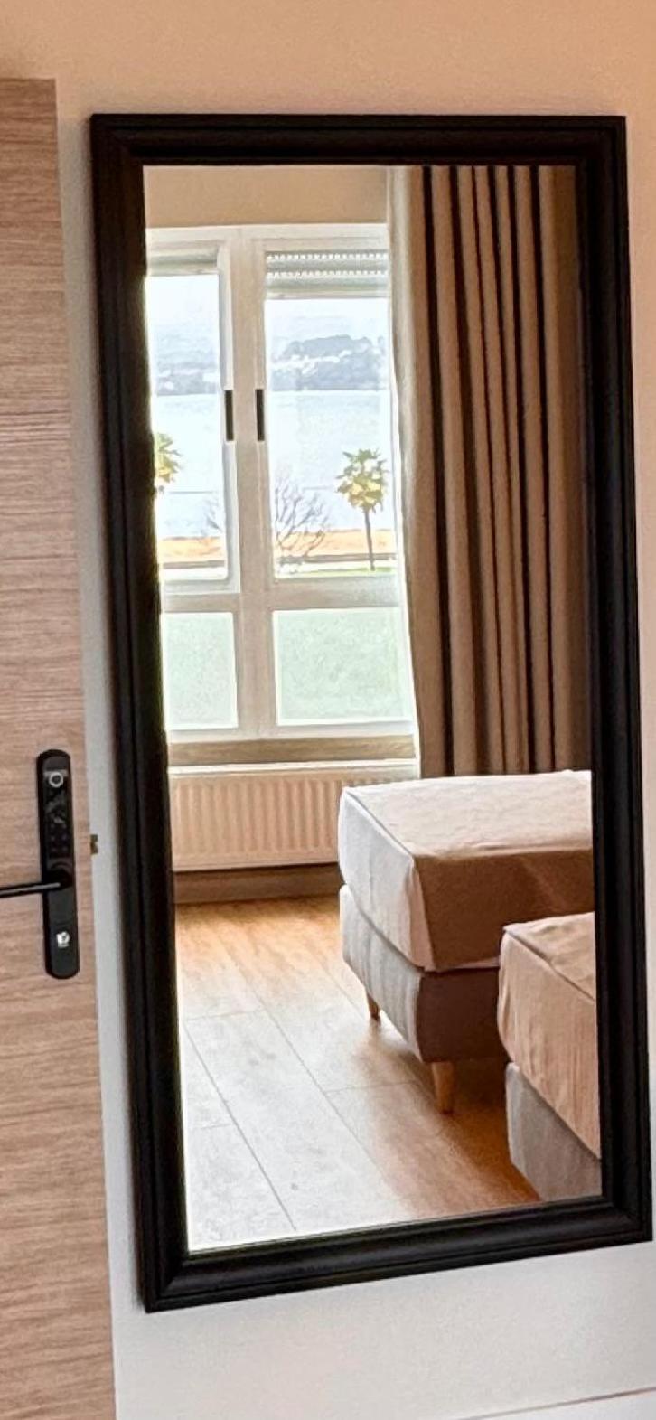 Standard Twin Room with Sea View