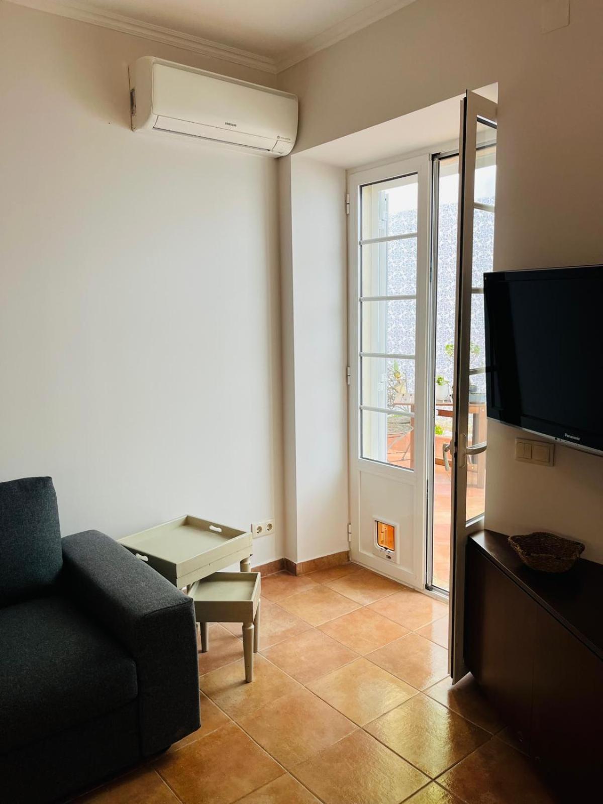 One-Bedroom Apartment with Garden View