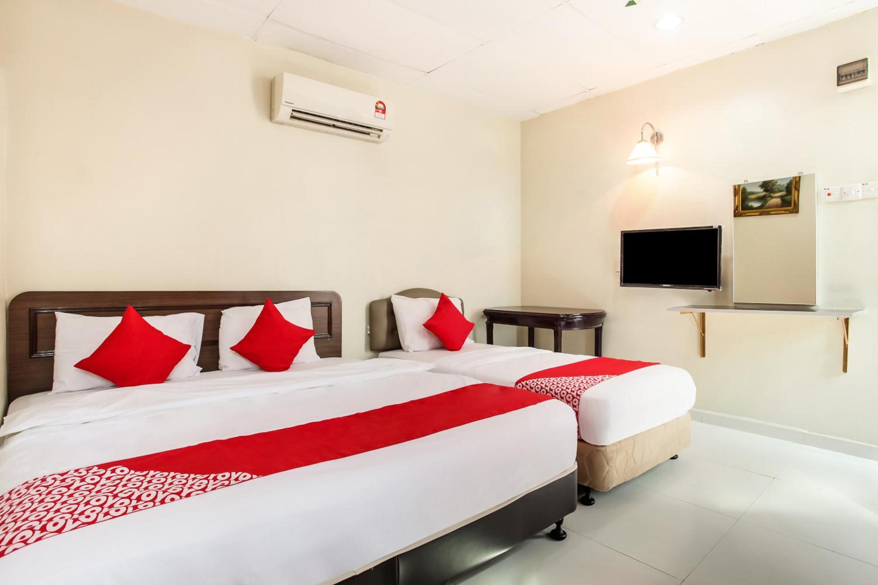 Deluxe Triple Room photo 3