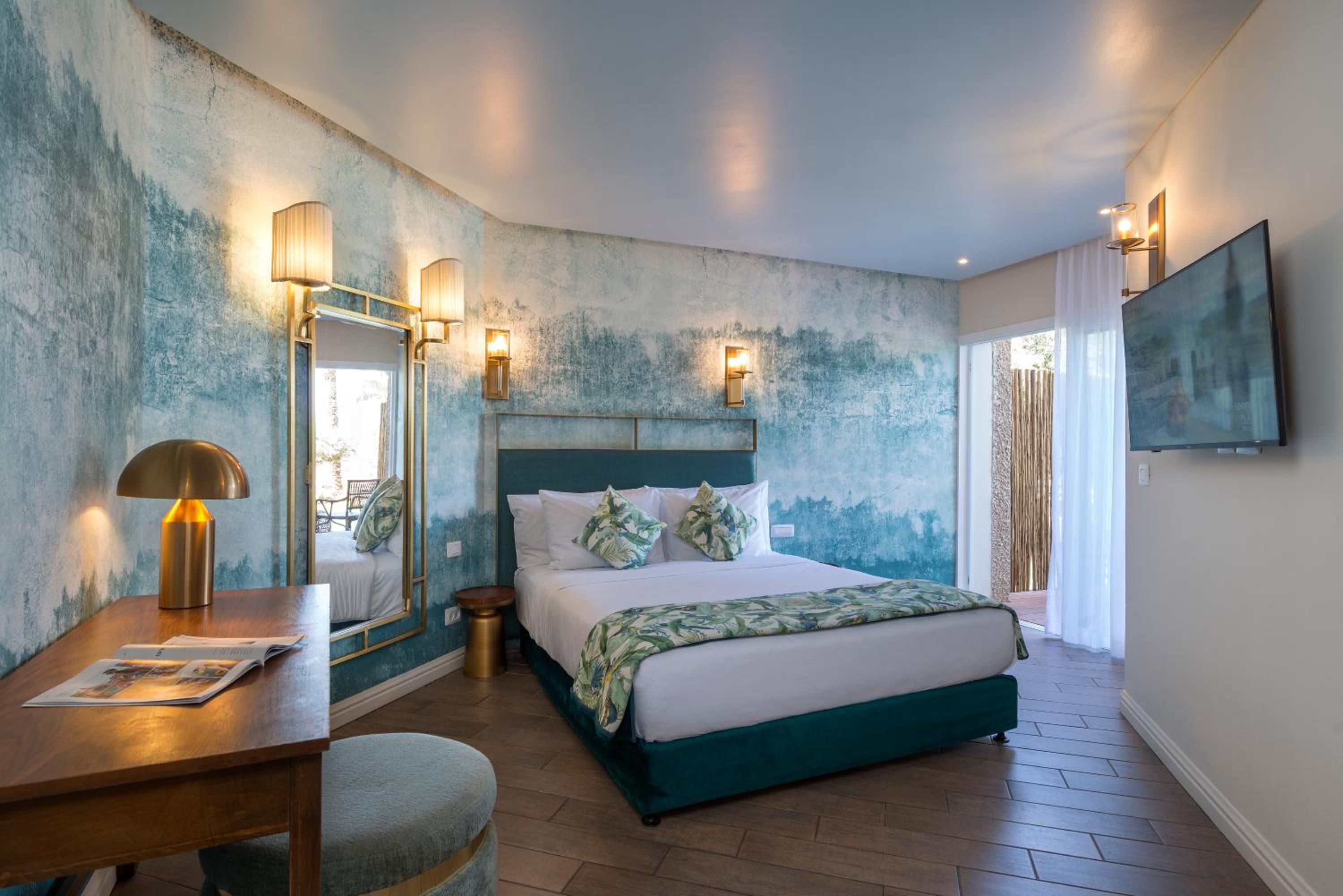 U Superior Room with Private Pool photo 3