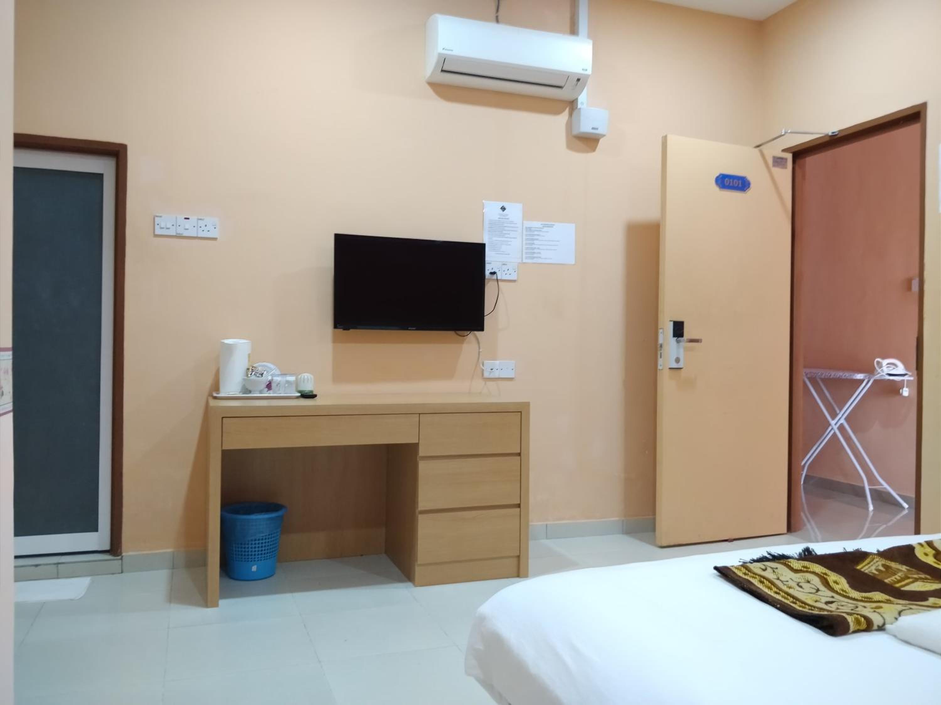 Deluxe Double Room photo 3