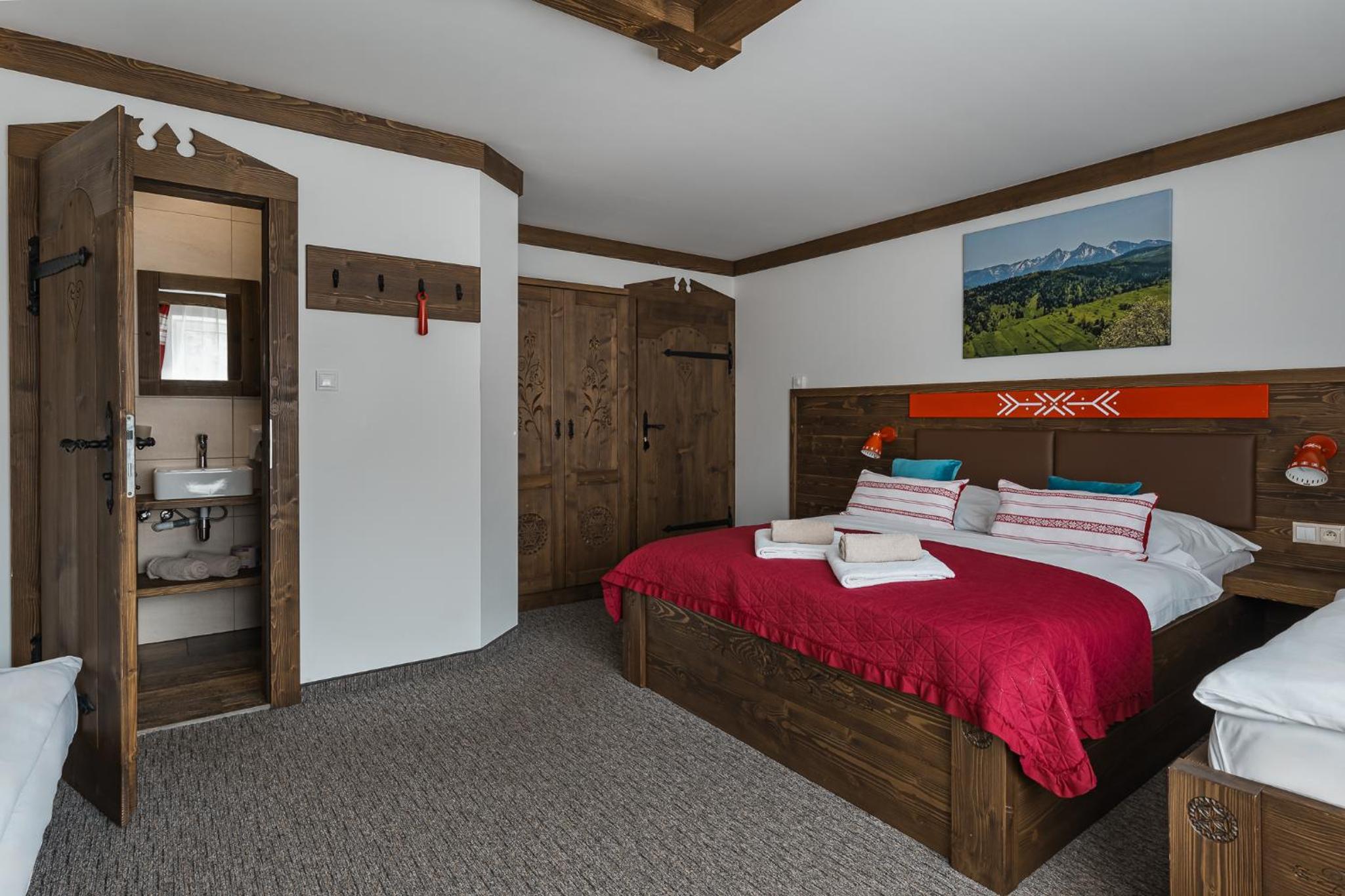 Deluxe Quadruple Room photo 2