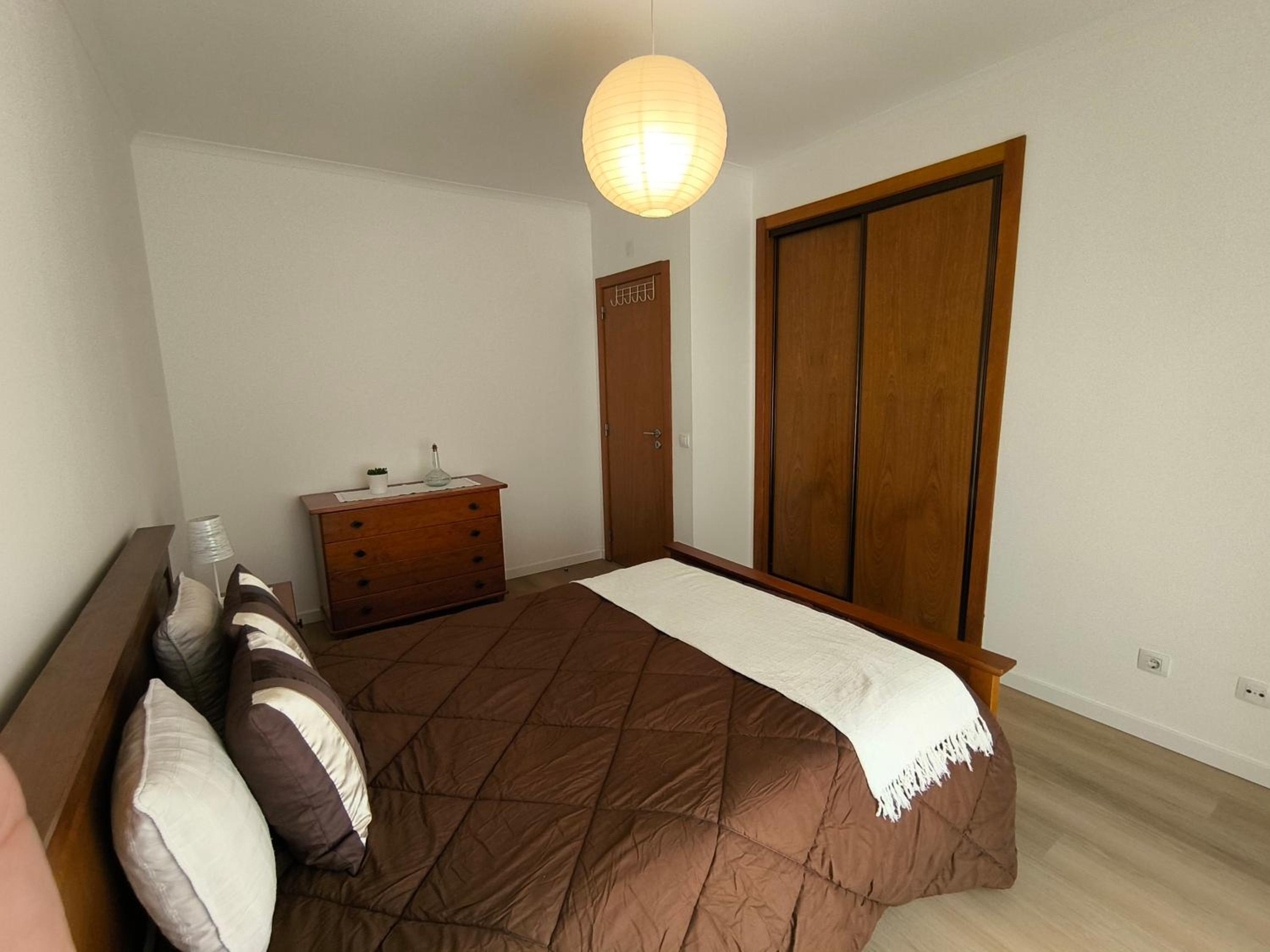 Two-Bedroom Deluxe Apartment with Garden View