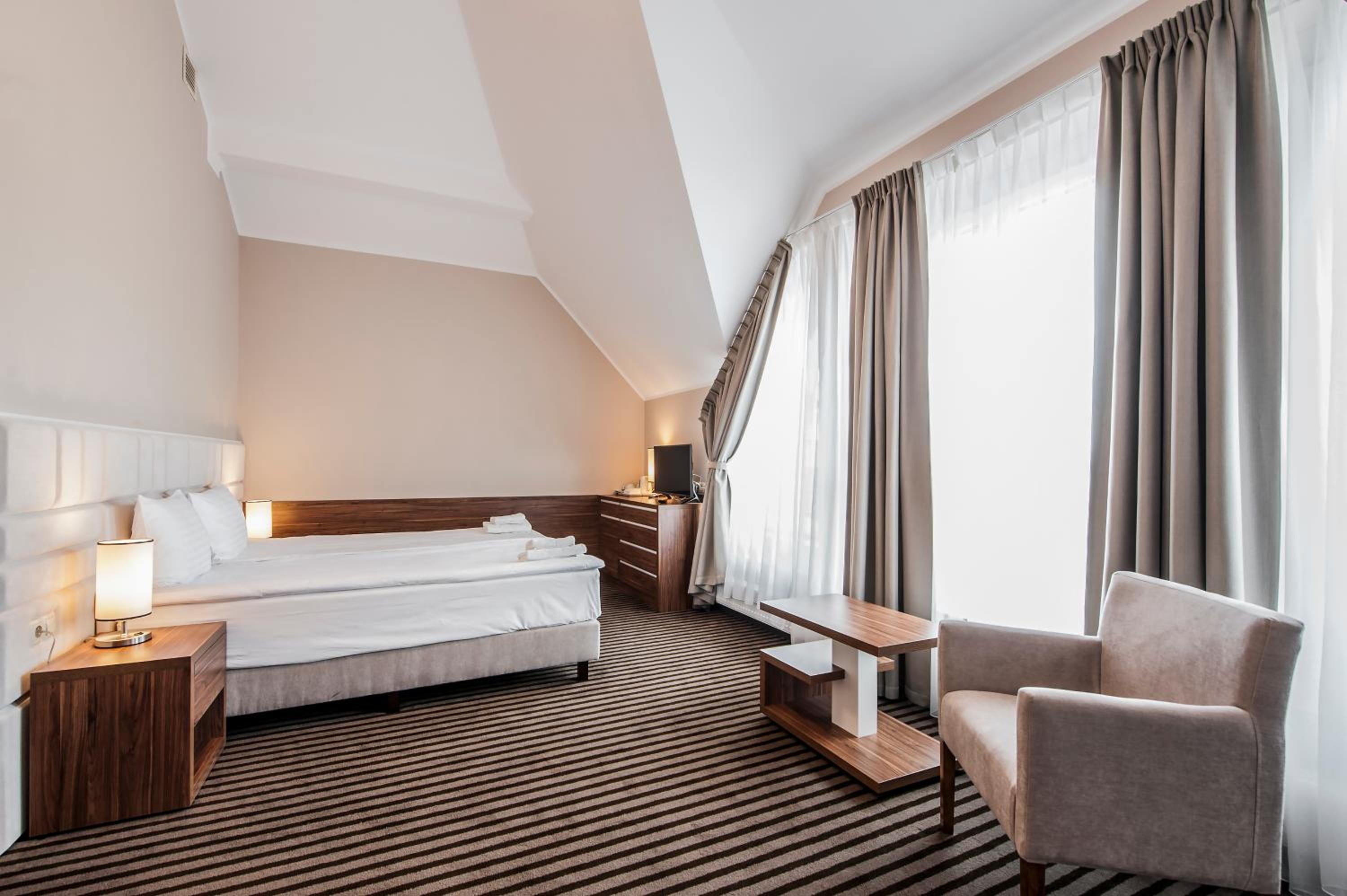 Deluxe Double Room with Shower photo 1