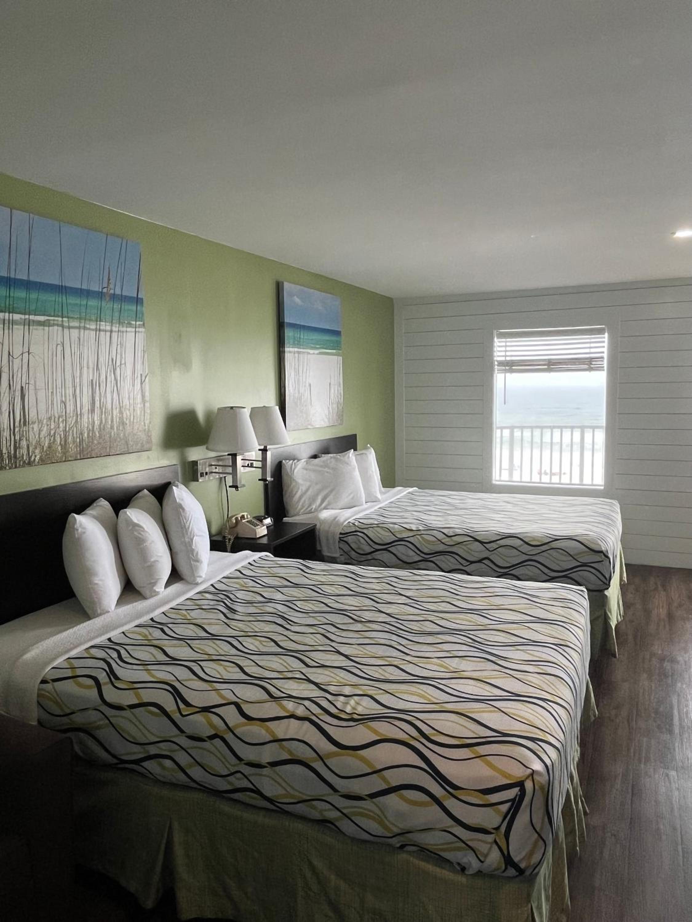 Deluxe Double Room with Sea View - Photo 3