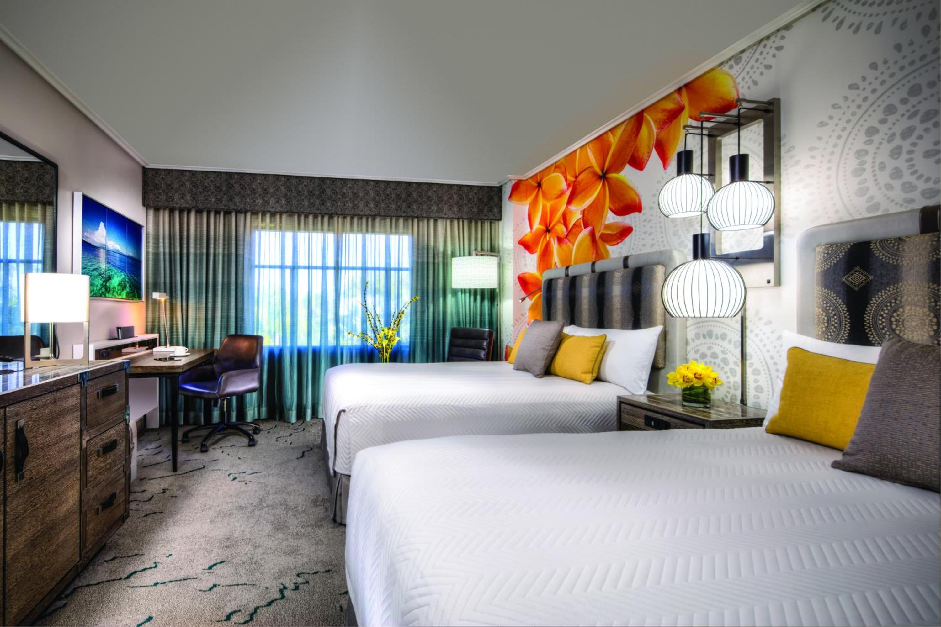 Hearing Accessible Standard 2 Queen Room (Includes FREE^ Universal Express Unlimited)