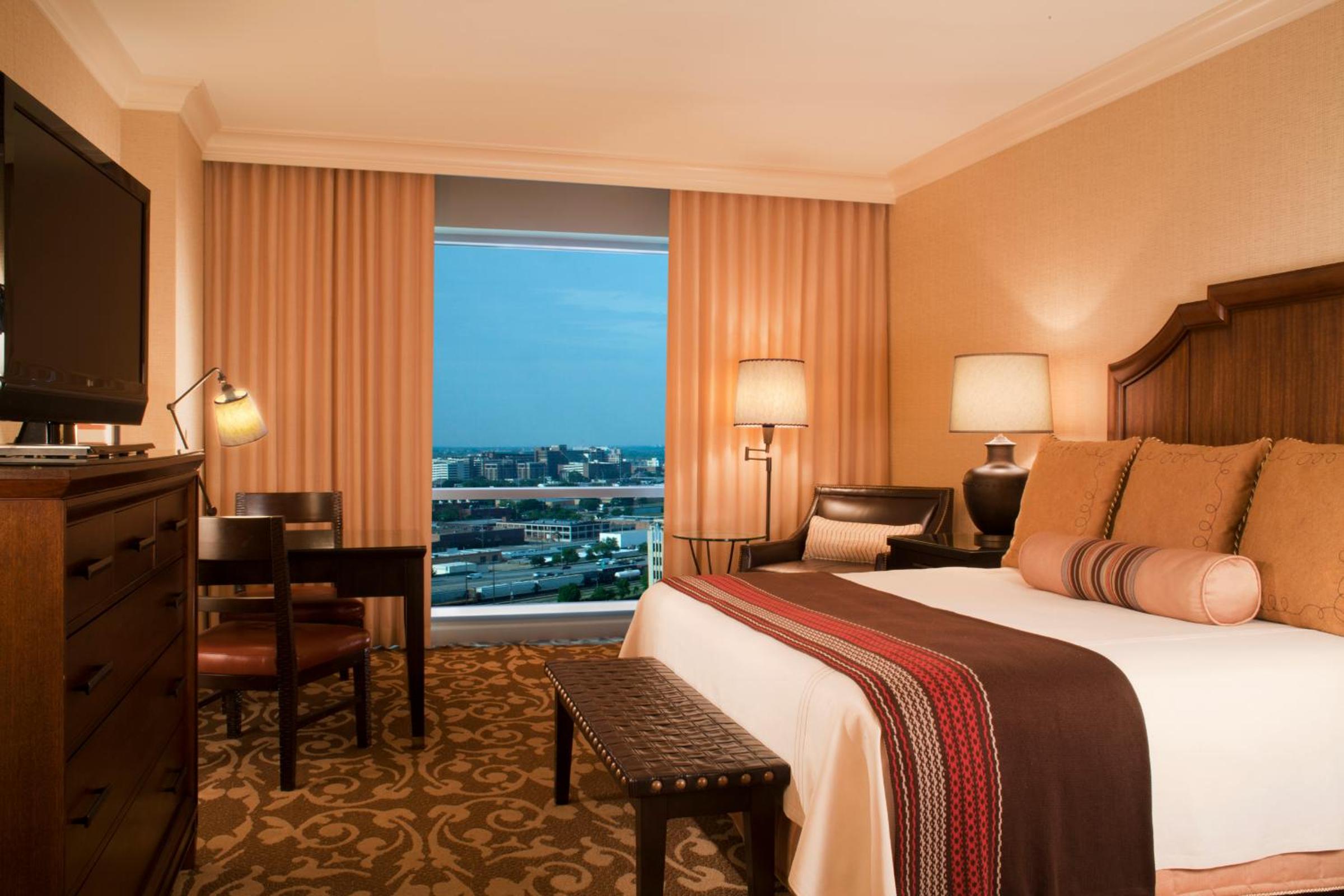 ADA Premier Room - 1 King Bed