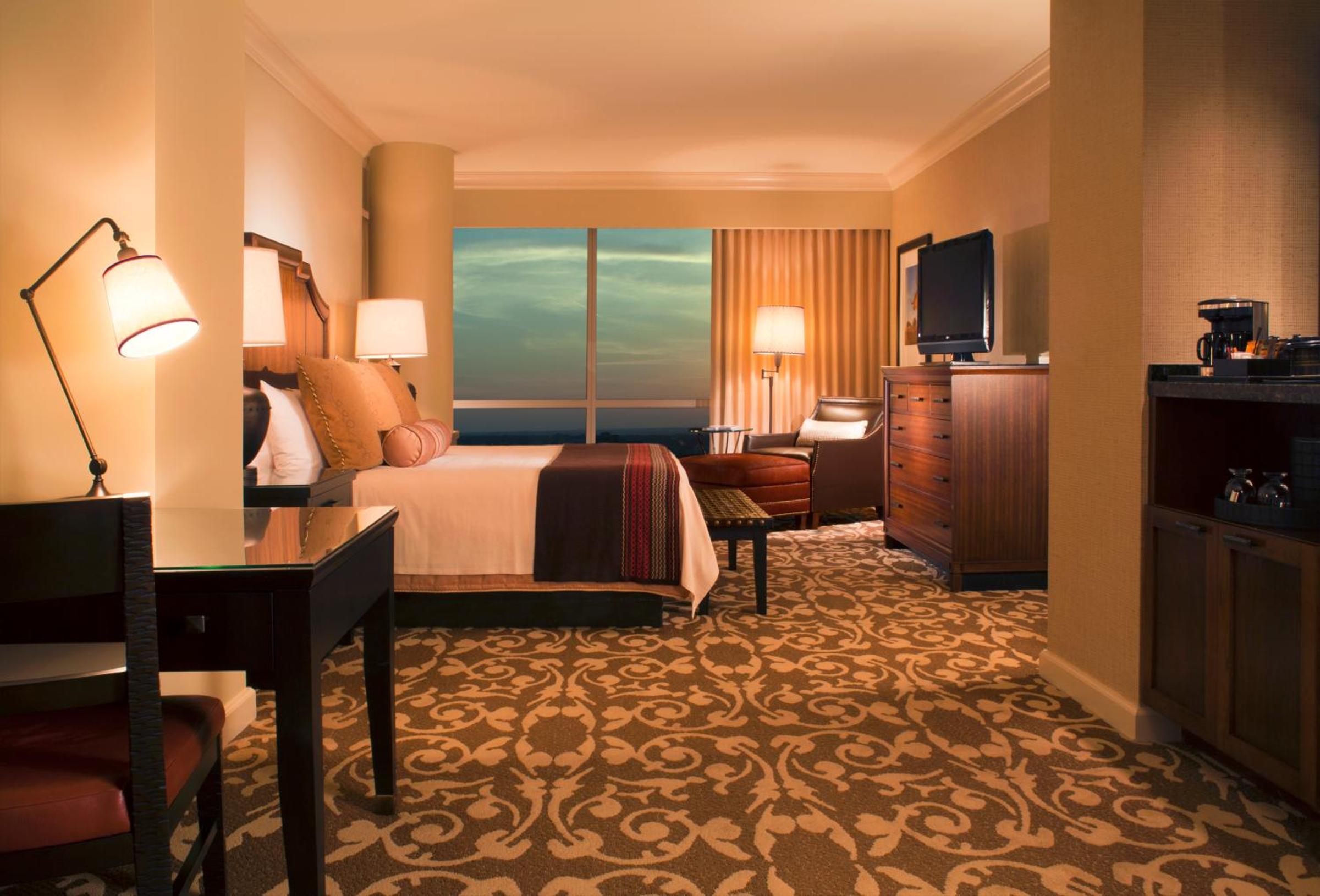 ADA Premier Room - 1 King Bed