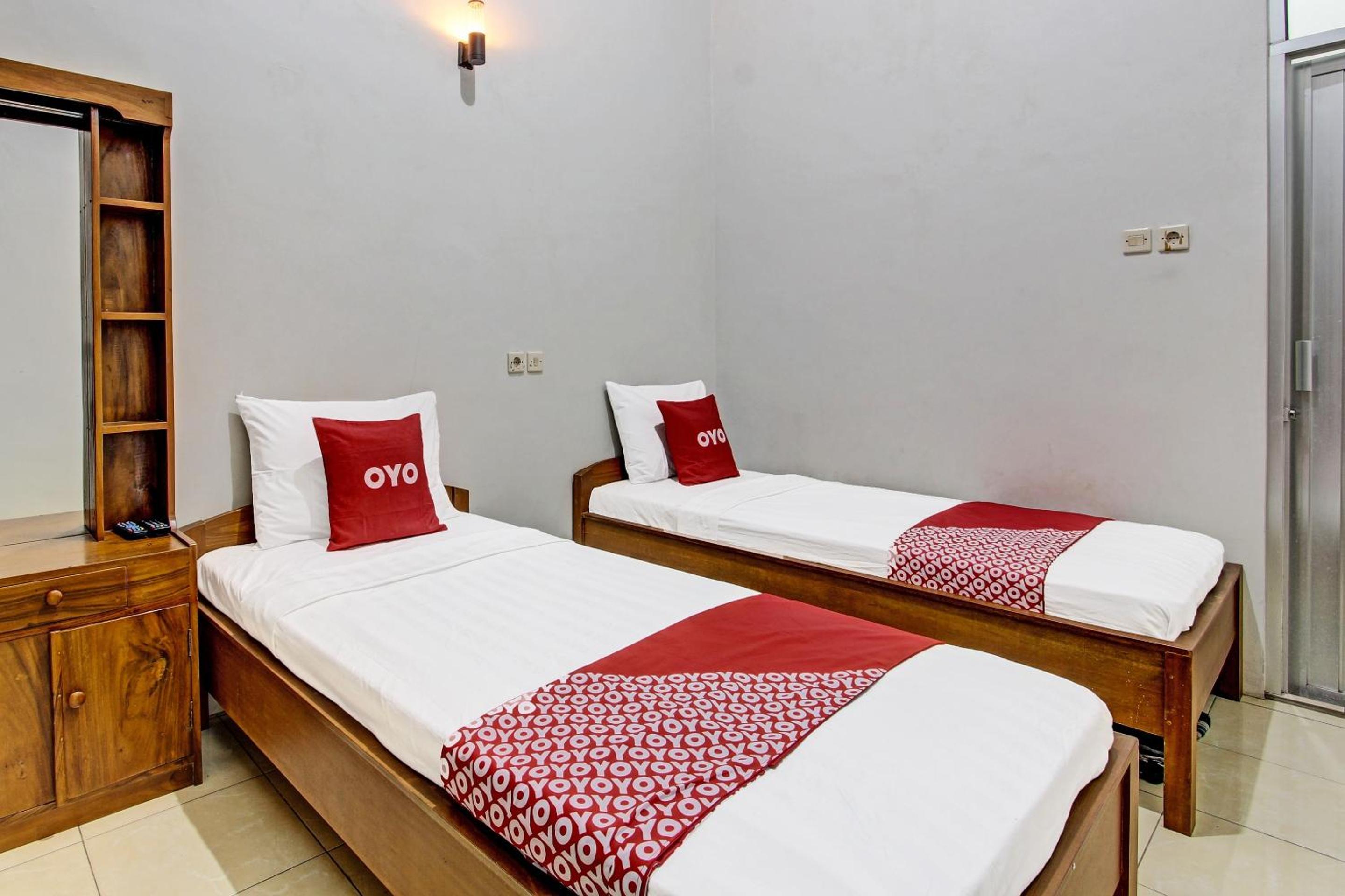 Delxue Twin Room - Photo 2