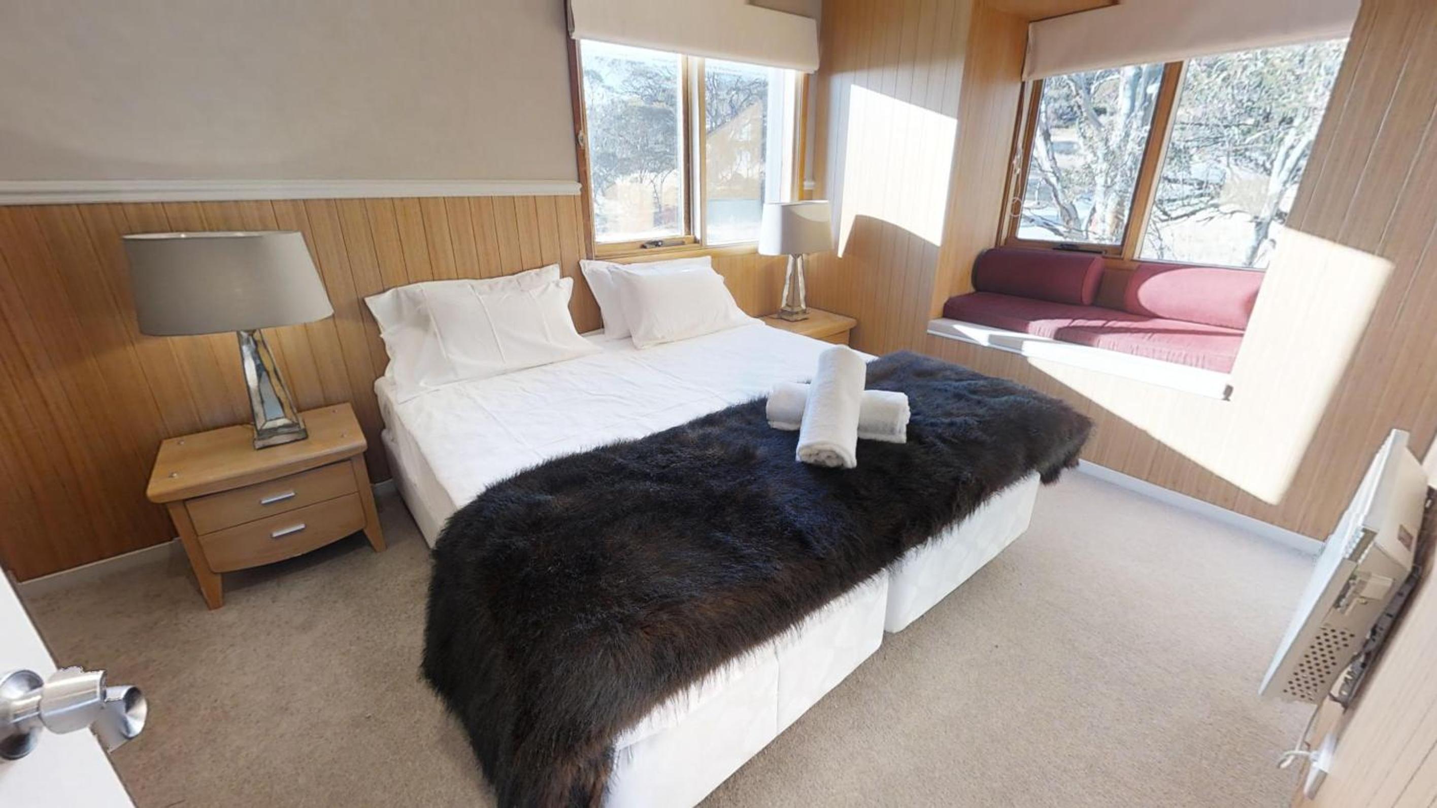 One Bedroom Apartment (Sleeps 2) photo 2