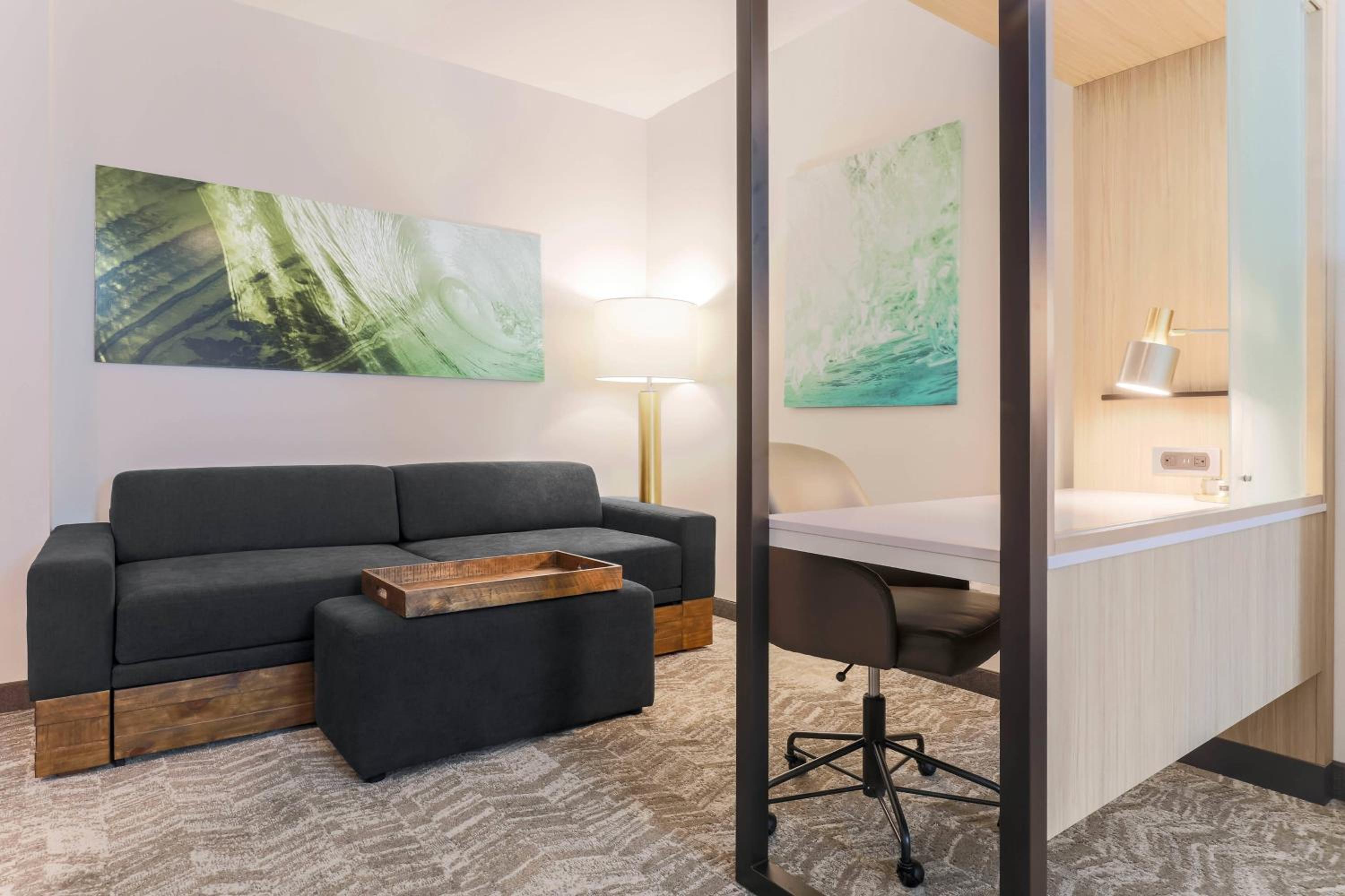 Queen Suite with Two Queen Beds and Trundle Sofa photo 2
