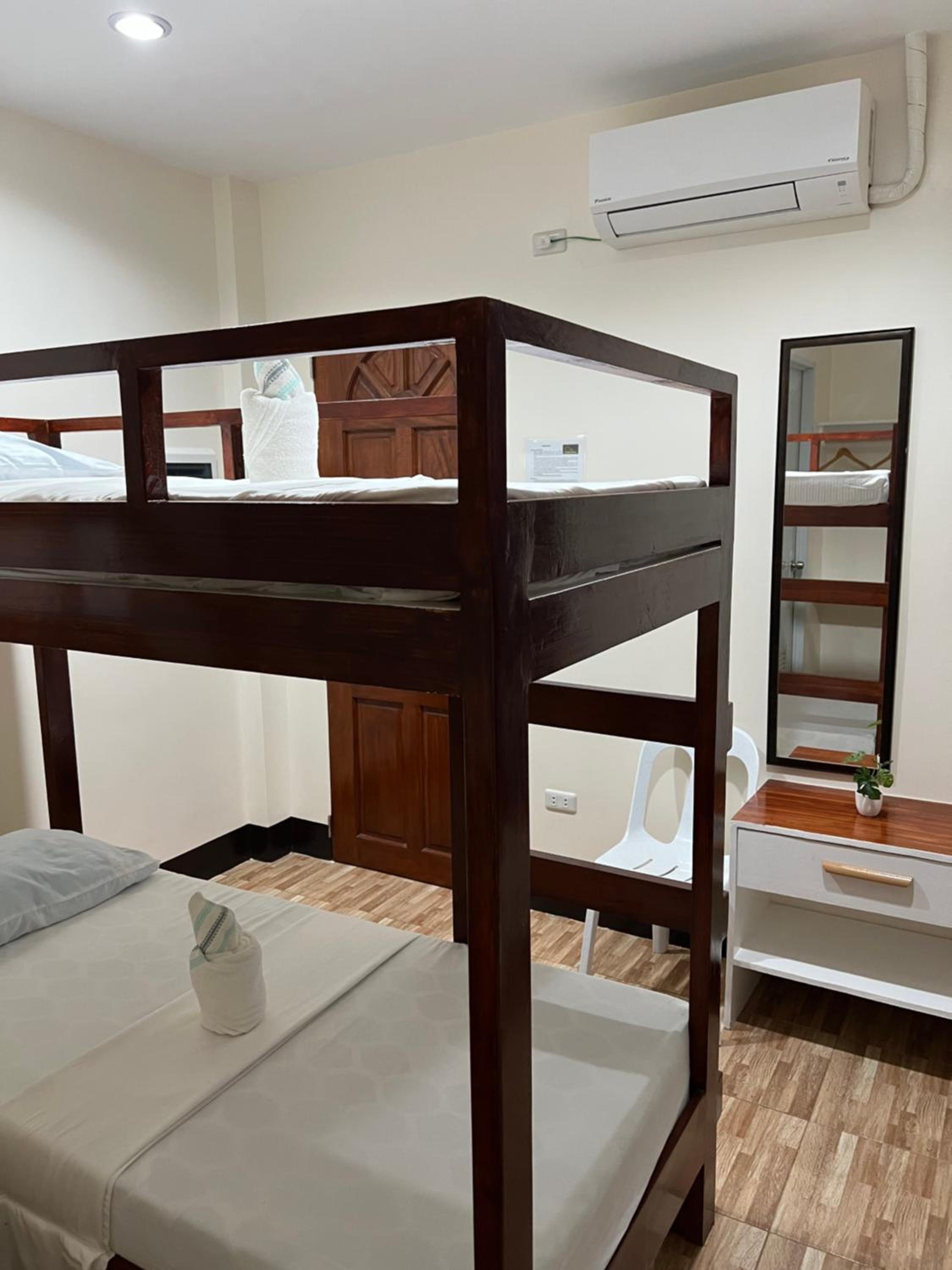 8-Bed Mixed Dormitory Room