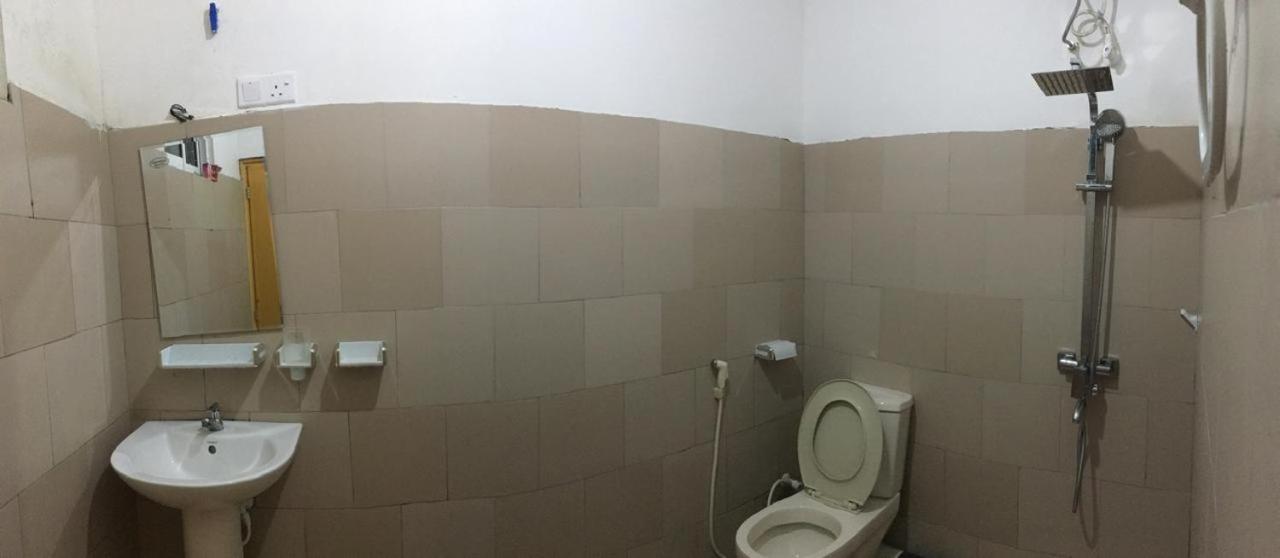 Family Room with Private Bathroom photo 3