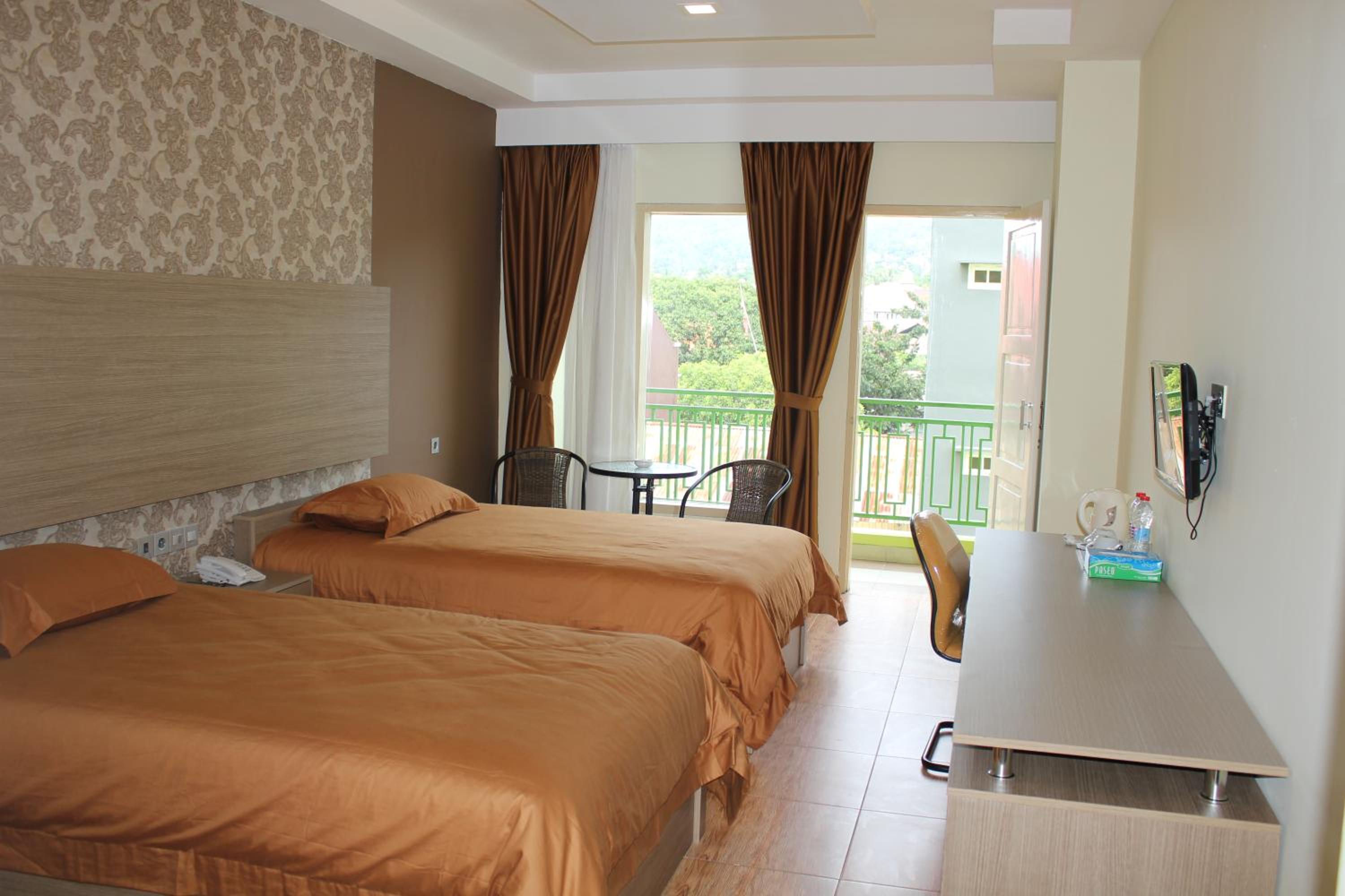 Superior Double or Twin Room - Photo 9