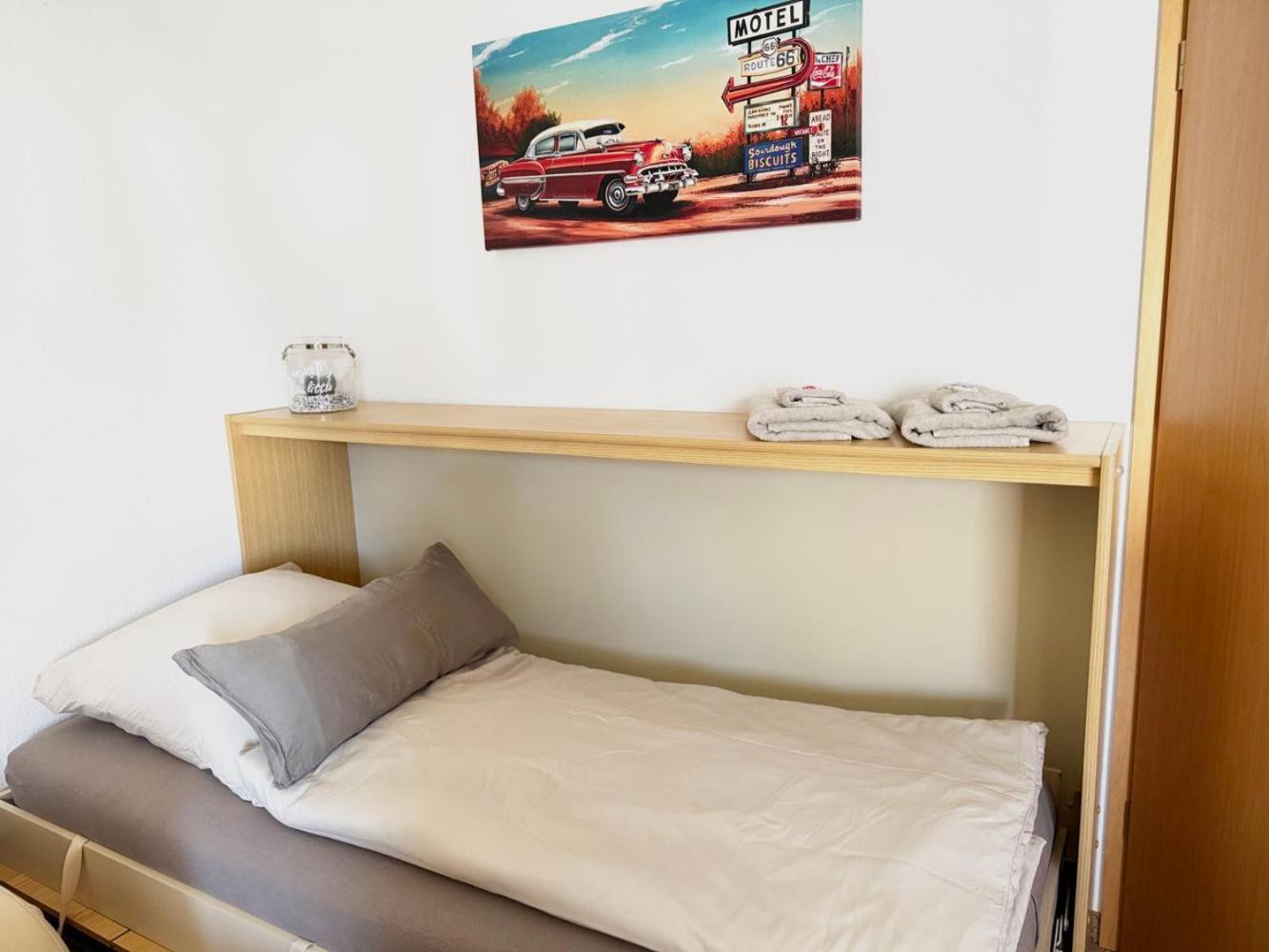 One-Bedroom Apartment with Balcony photo 3