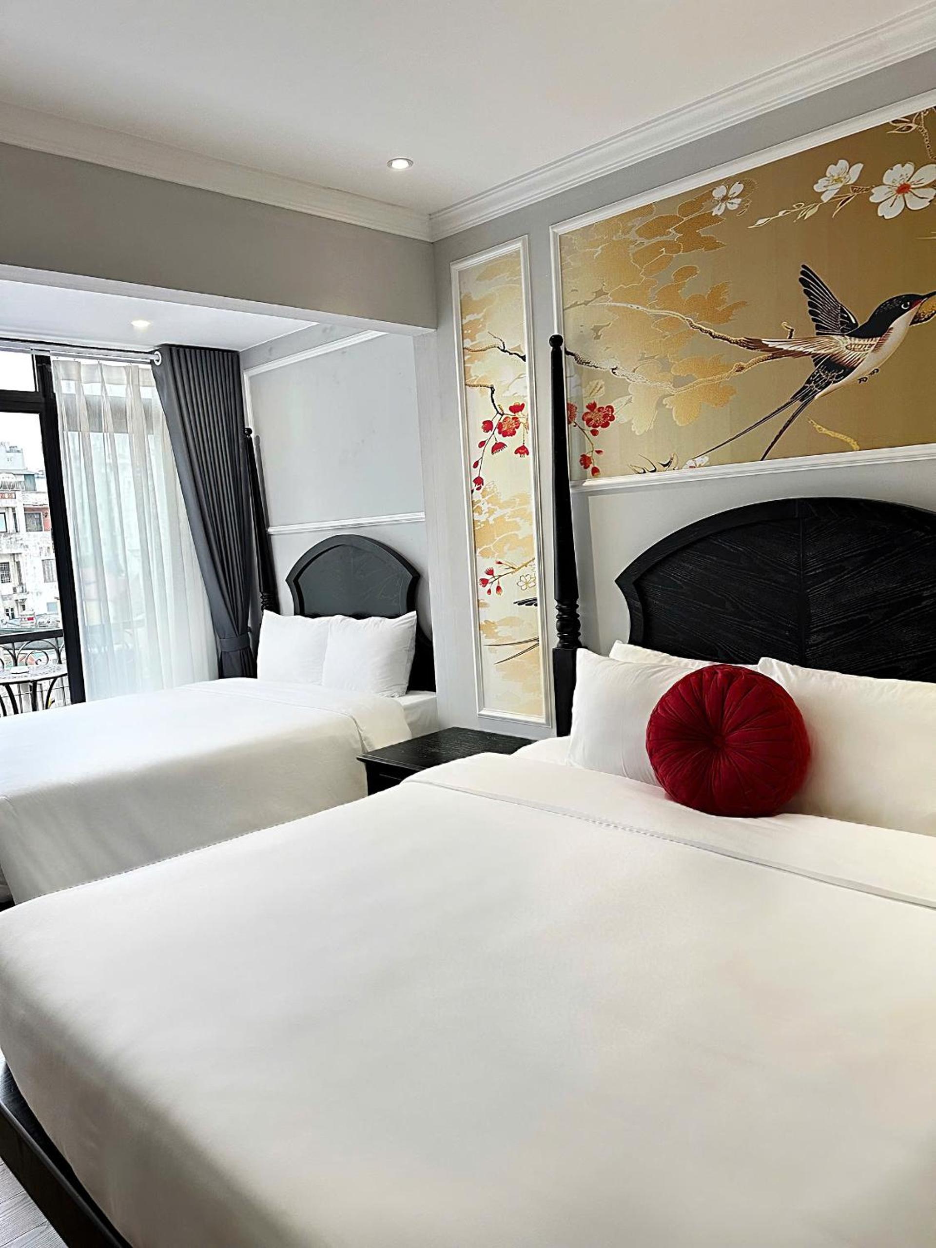 Quadruple Room with Balcony