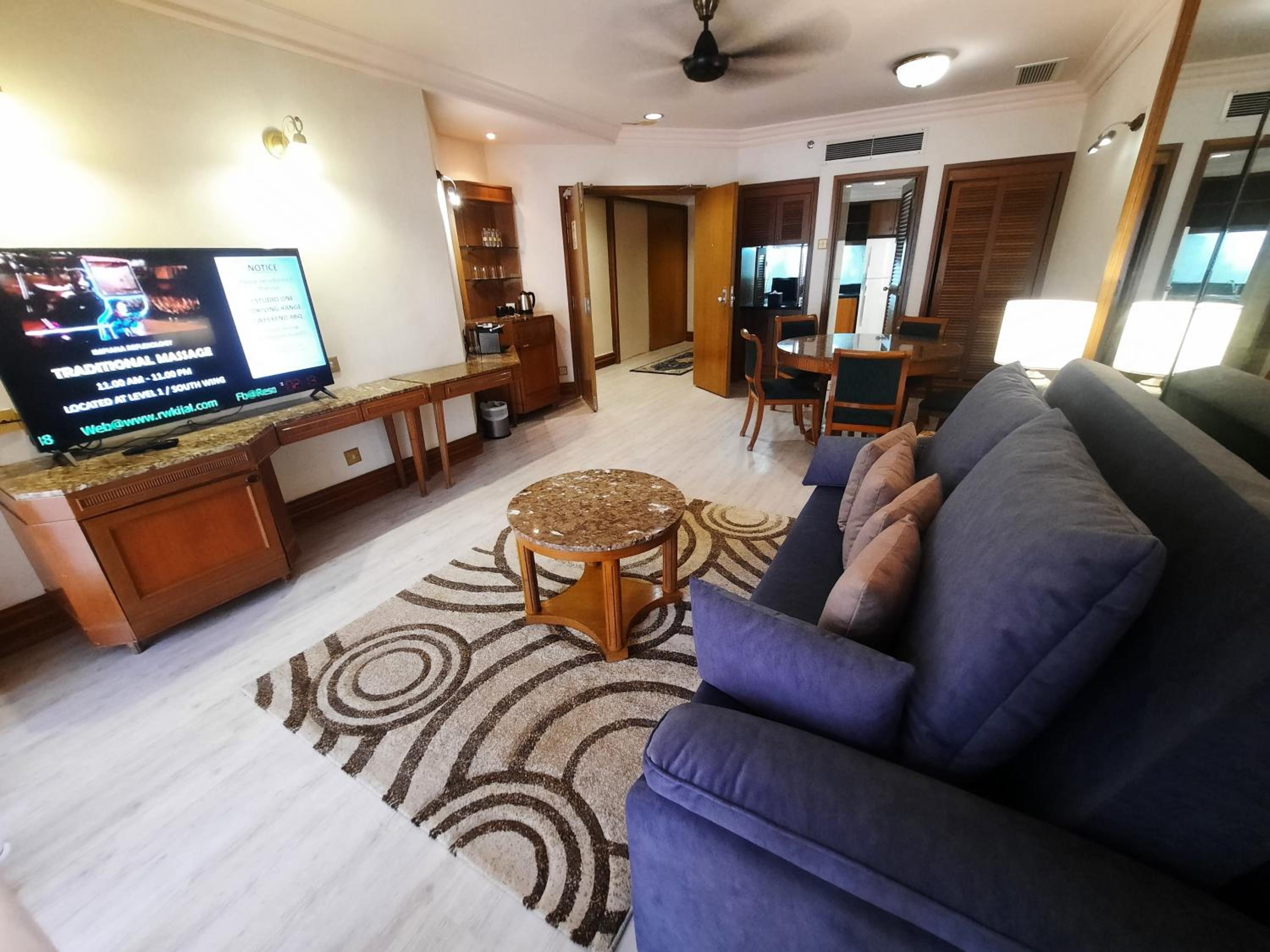 Premier Suite photo 2