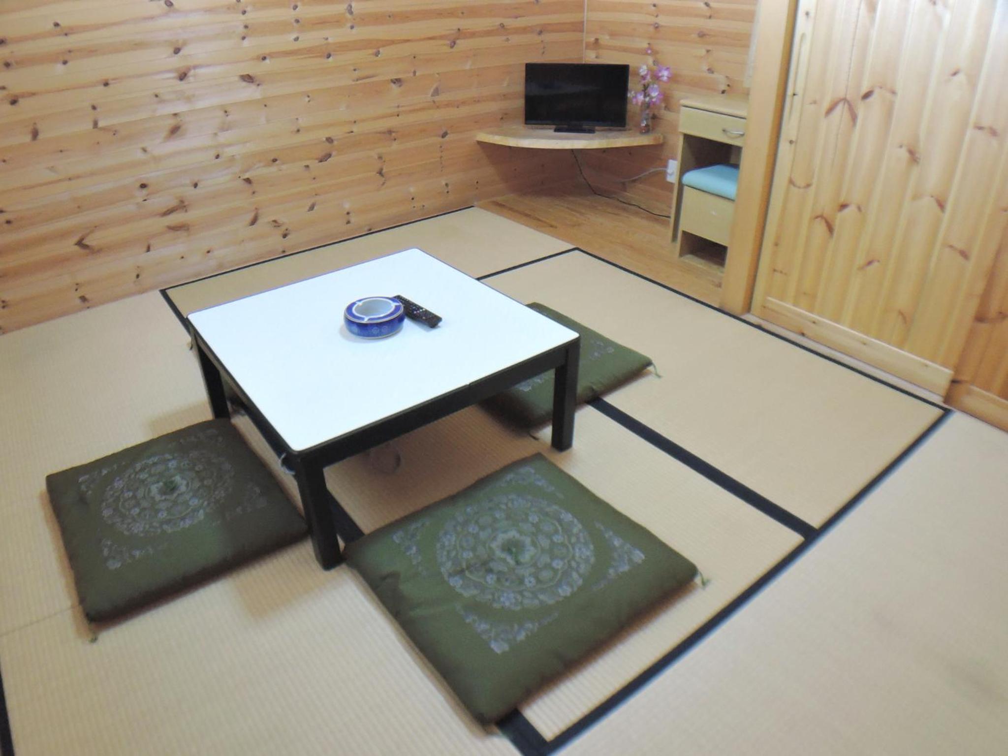 Japanese-Style Room with Shared Bathroom and Shared Toilet photo 2