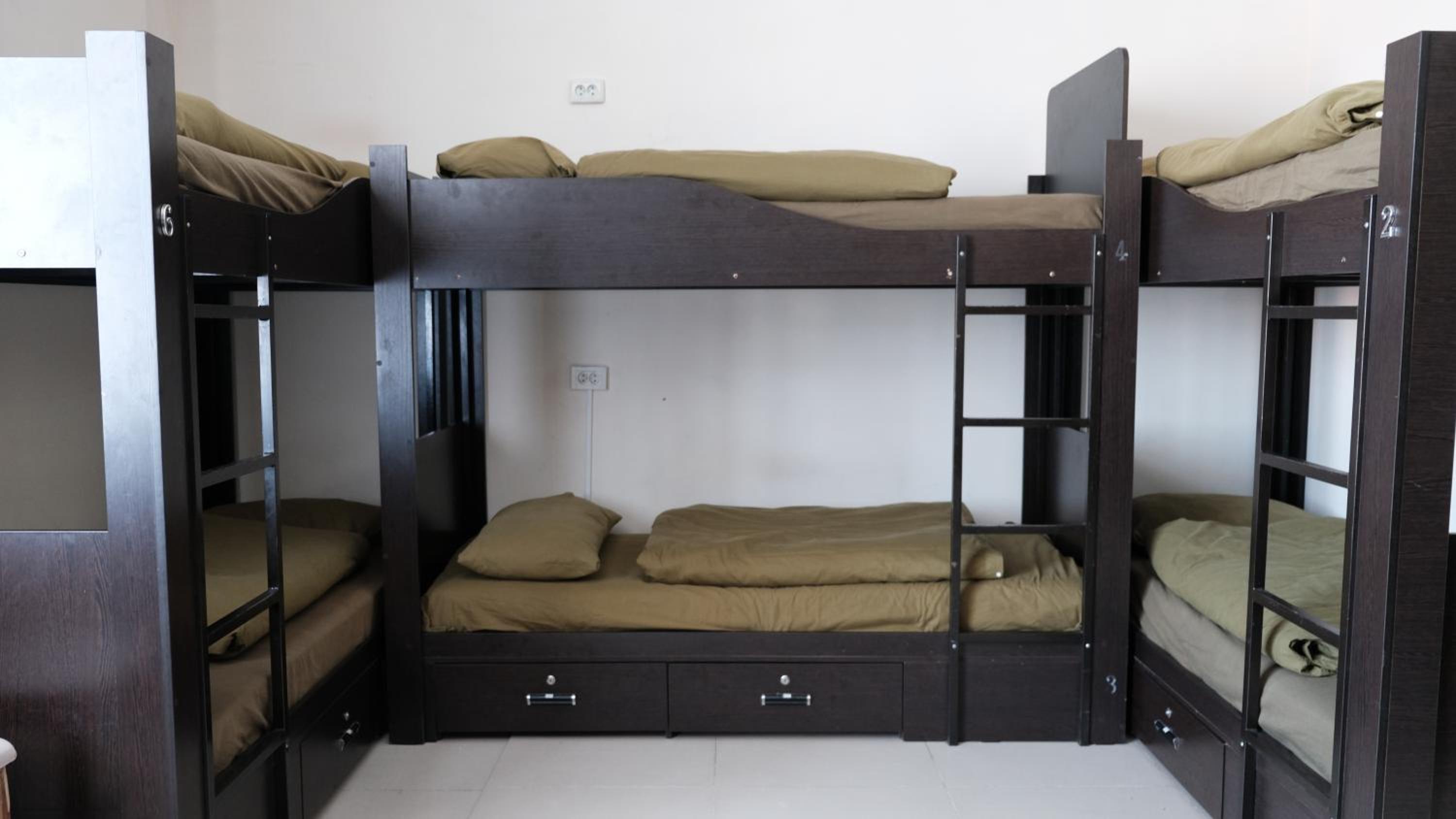 Mixed Dormitory Room photo 1
