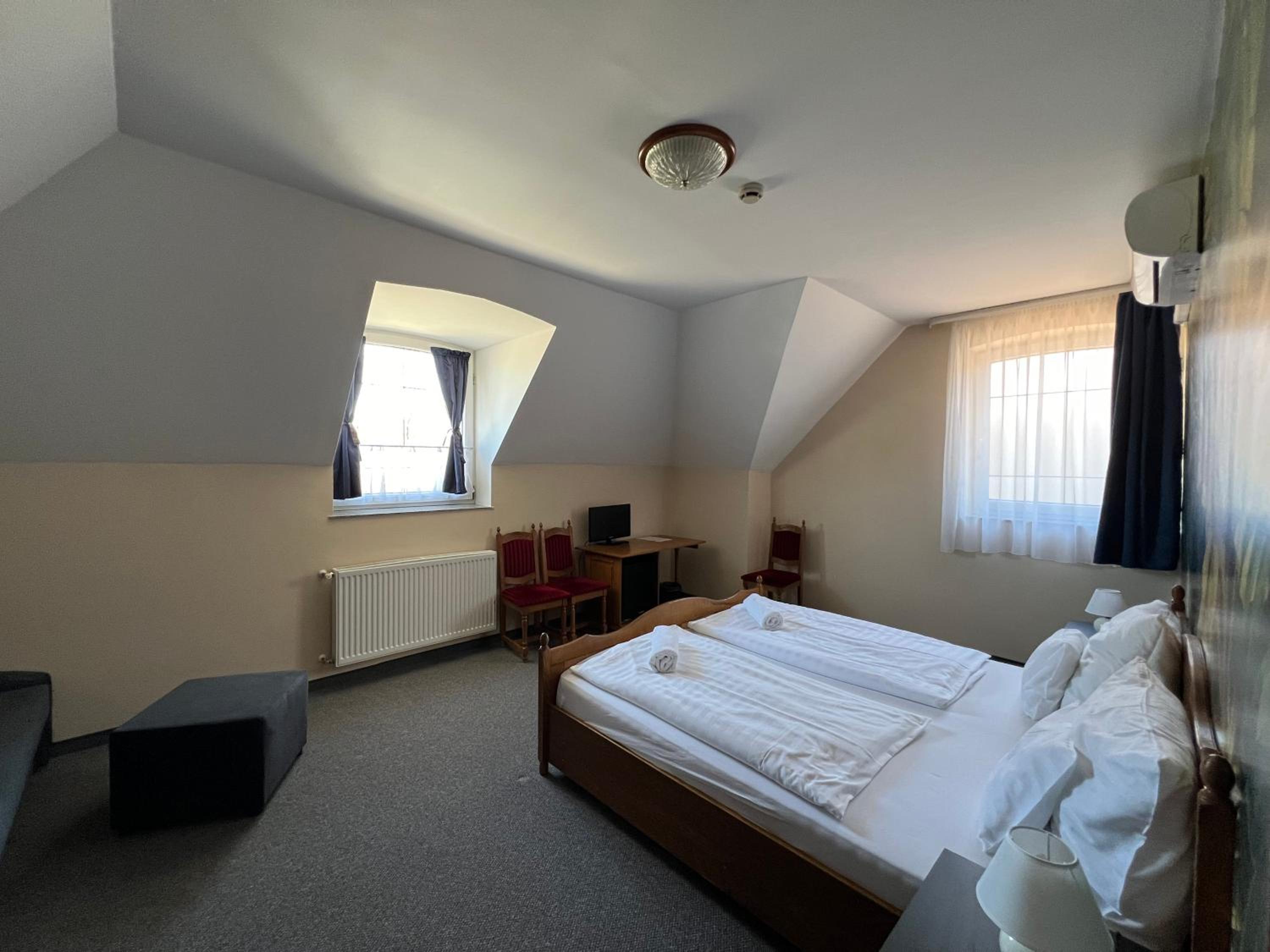 Standard Family Room