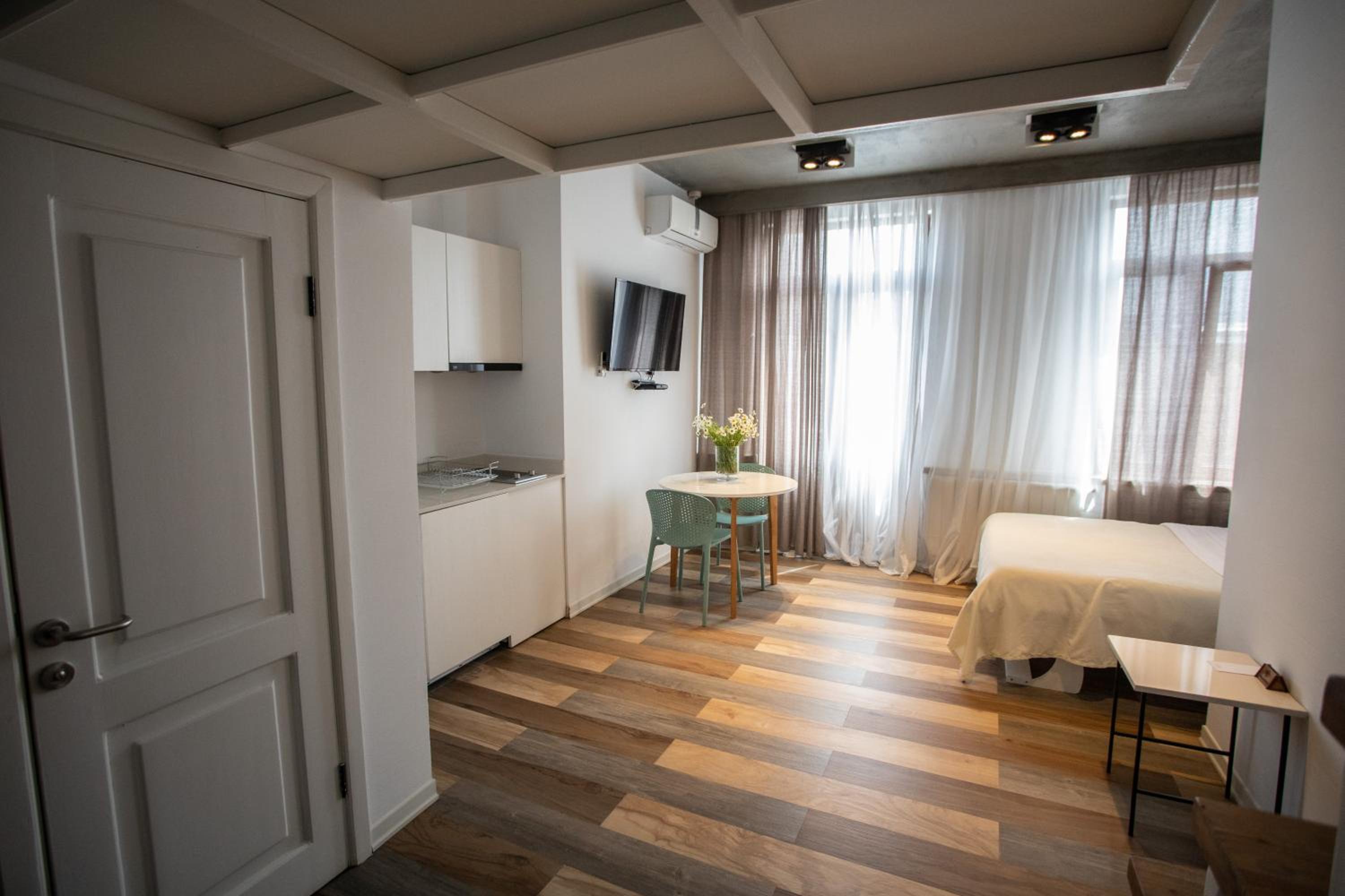 Apartment with Balcony - Photo 1
