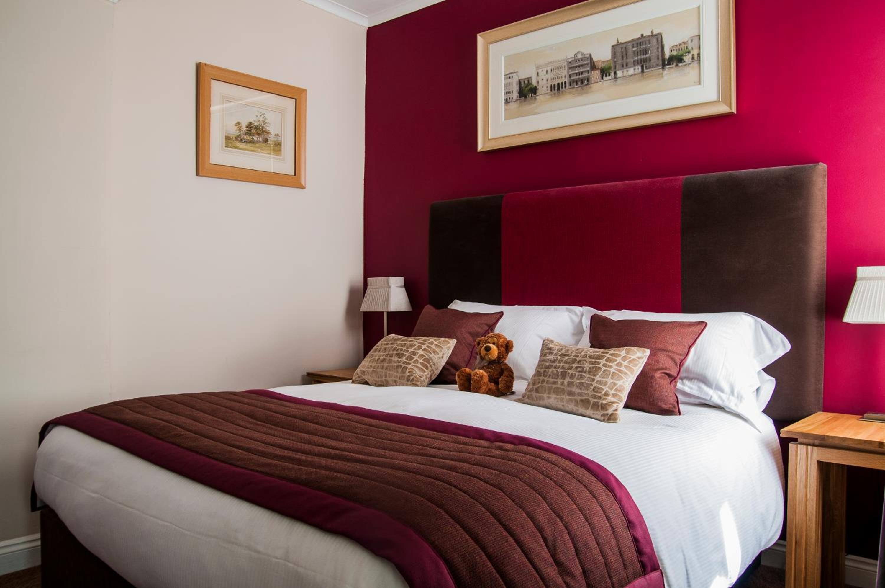 Standard Double/Twin Room - Photo 6
