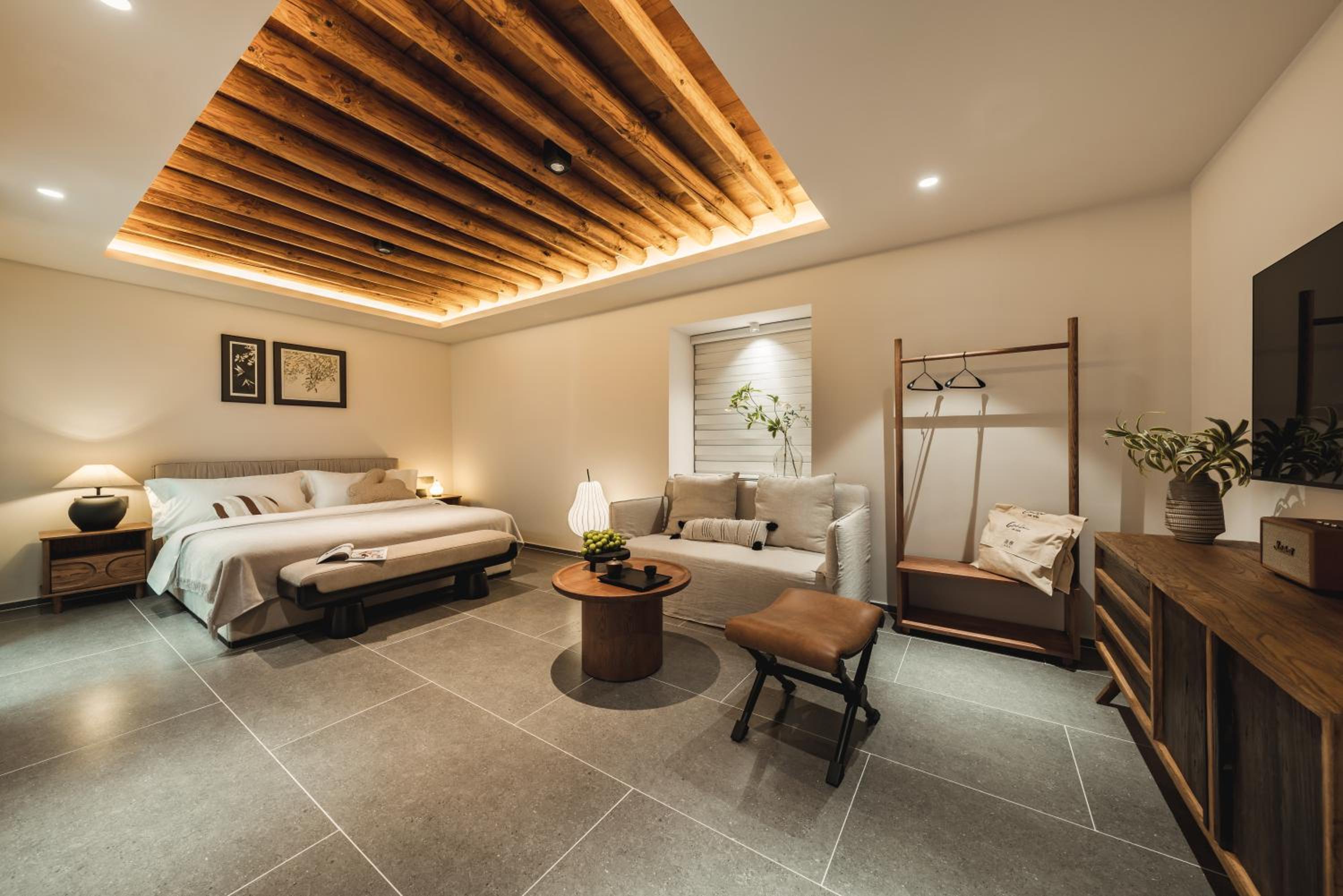 Deluxe Double Room with Bath