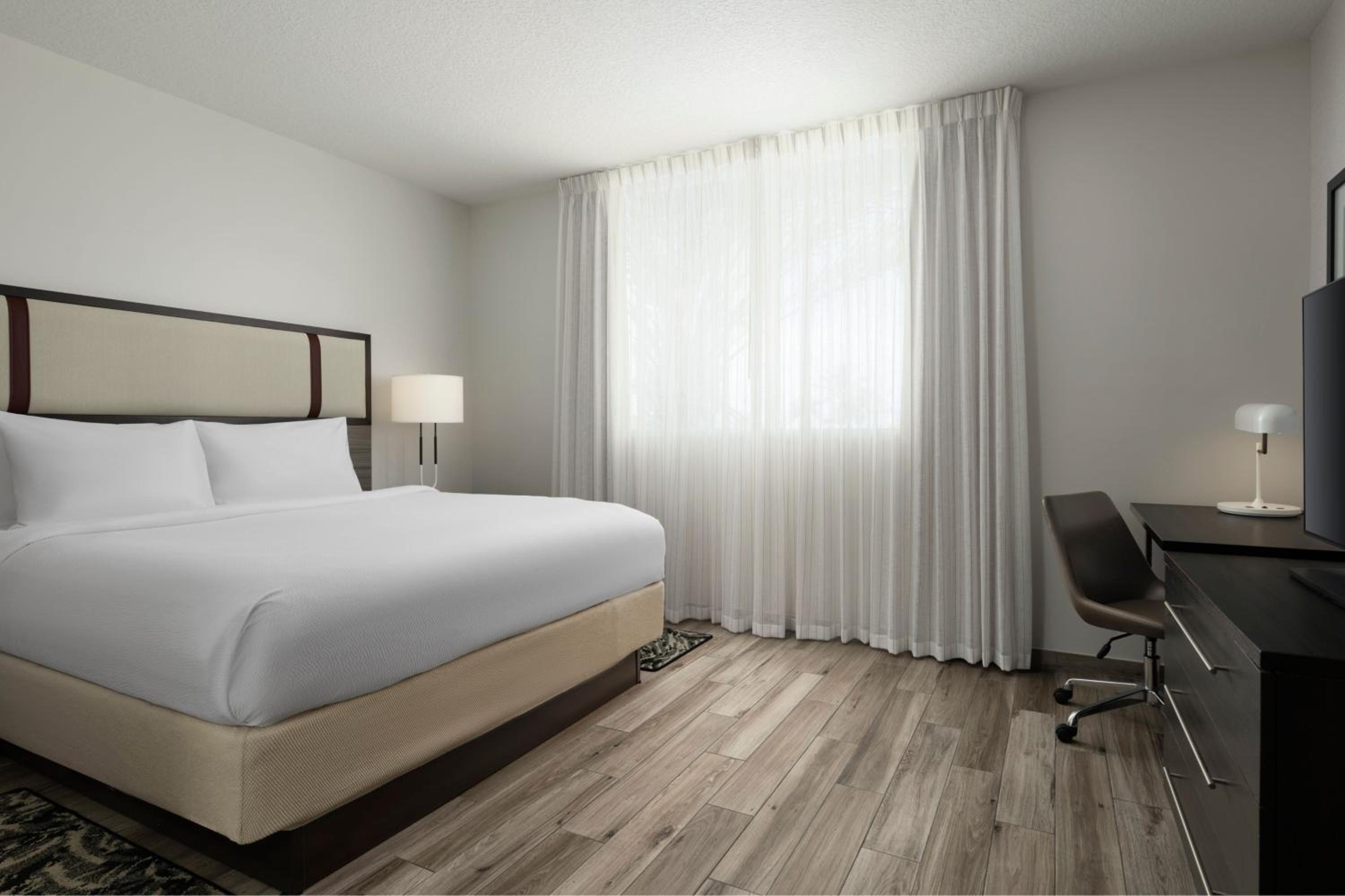King Suite - Hearing Accessible