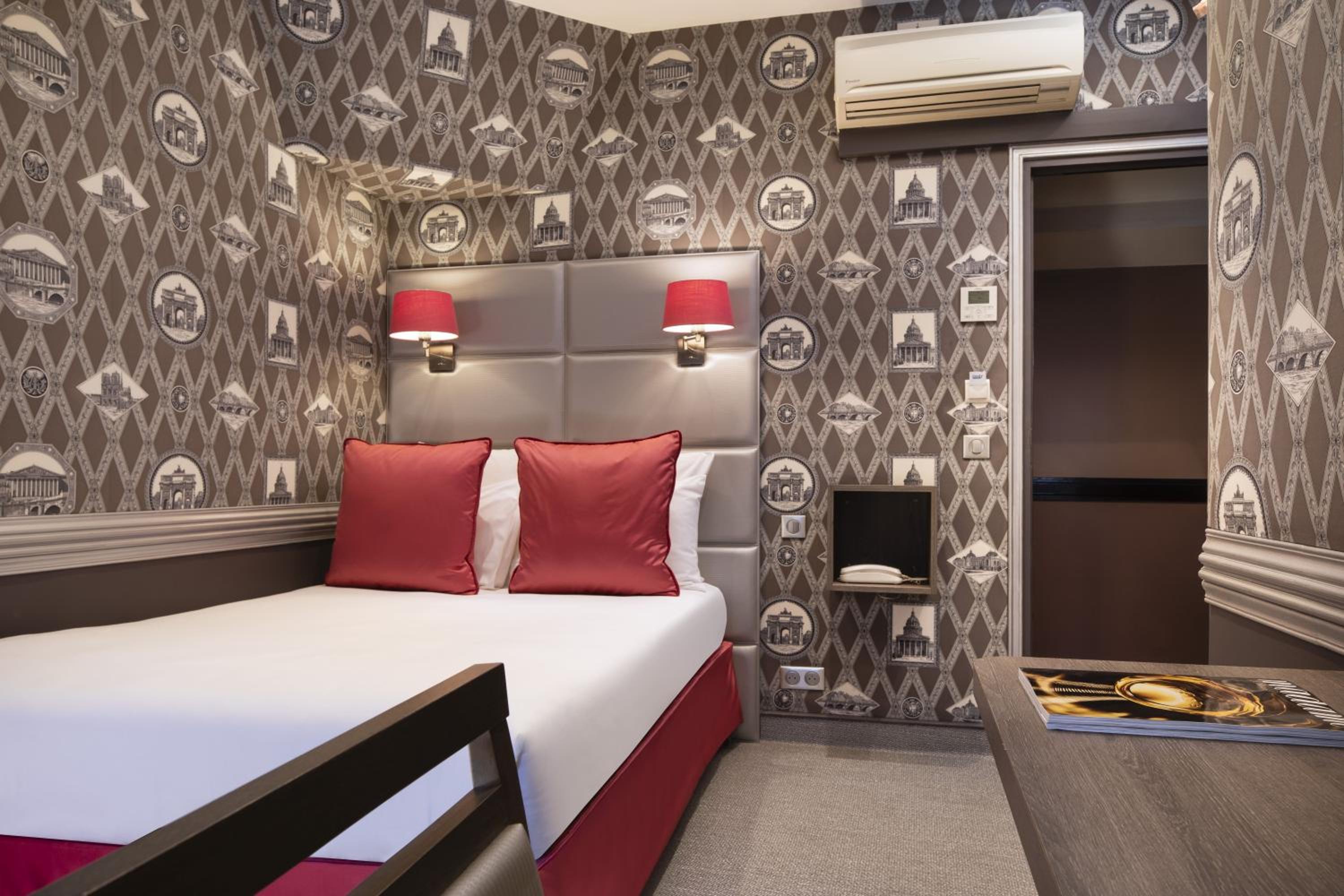 Small Double Room photo 2