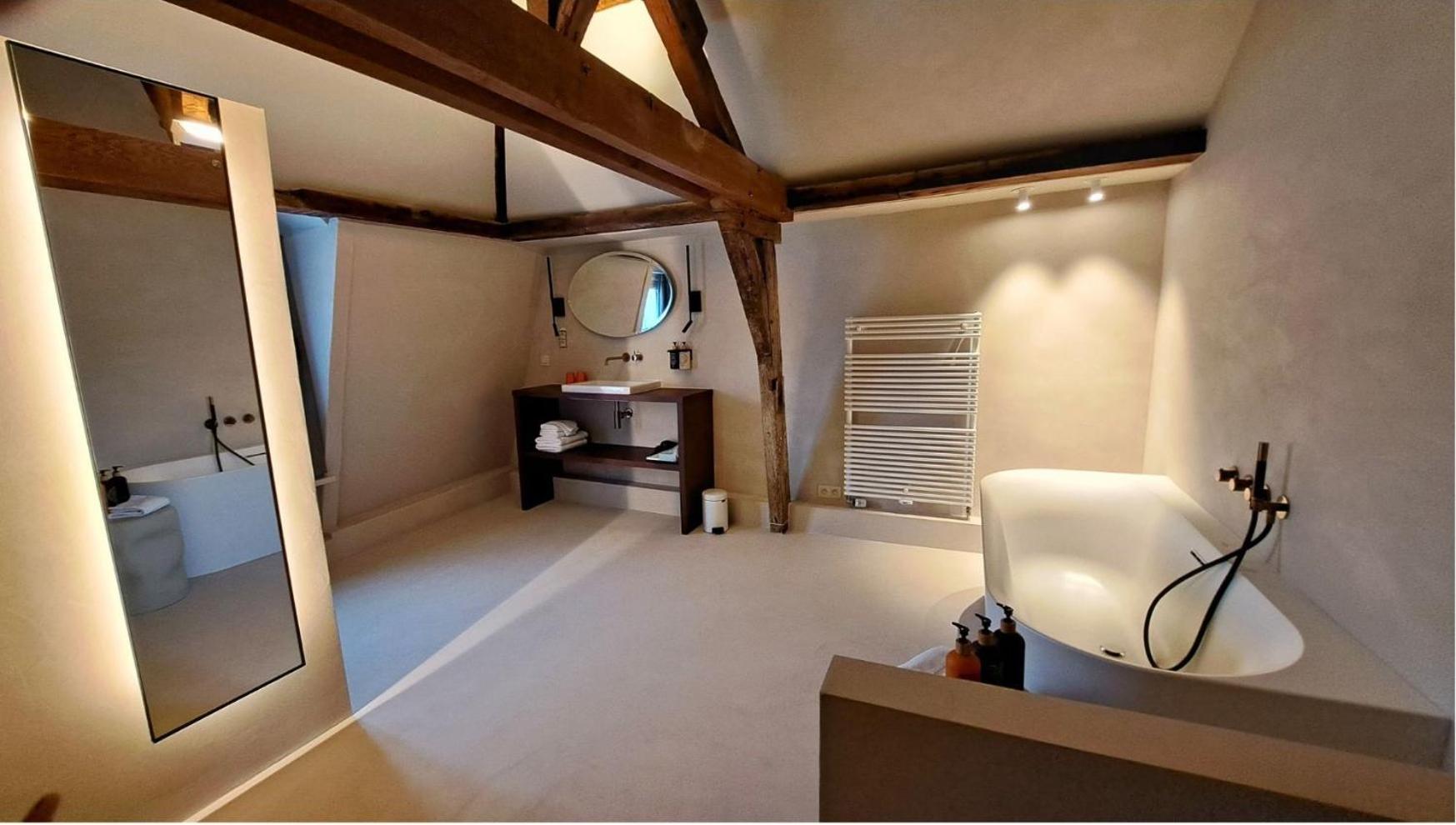 Junior Suite with Garden View - Photo 8