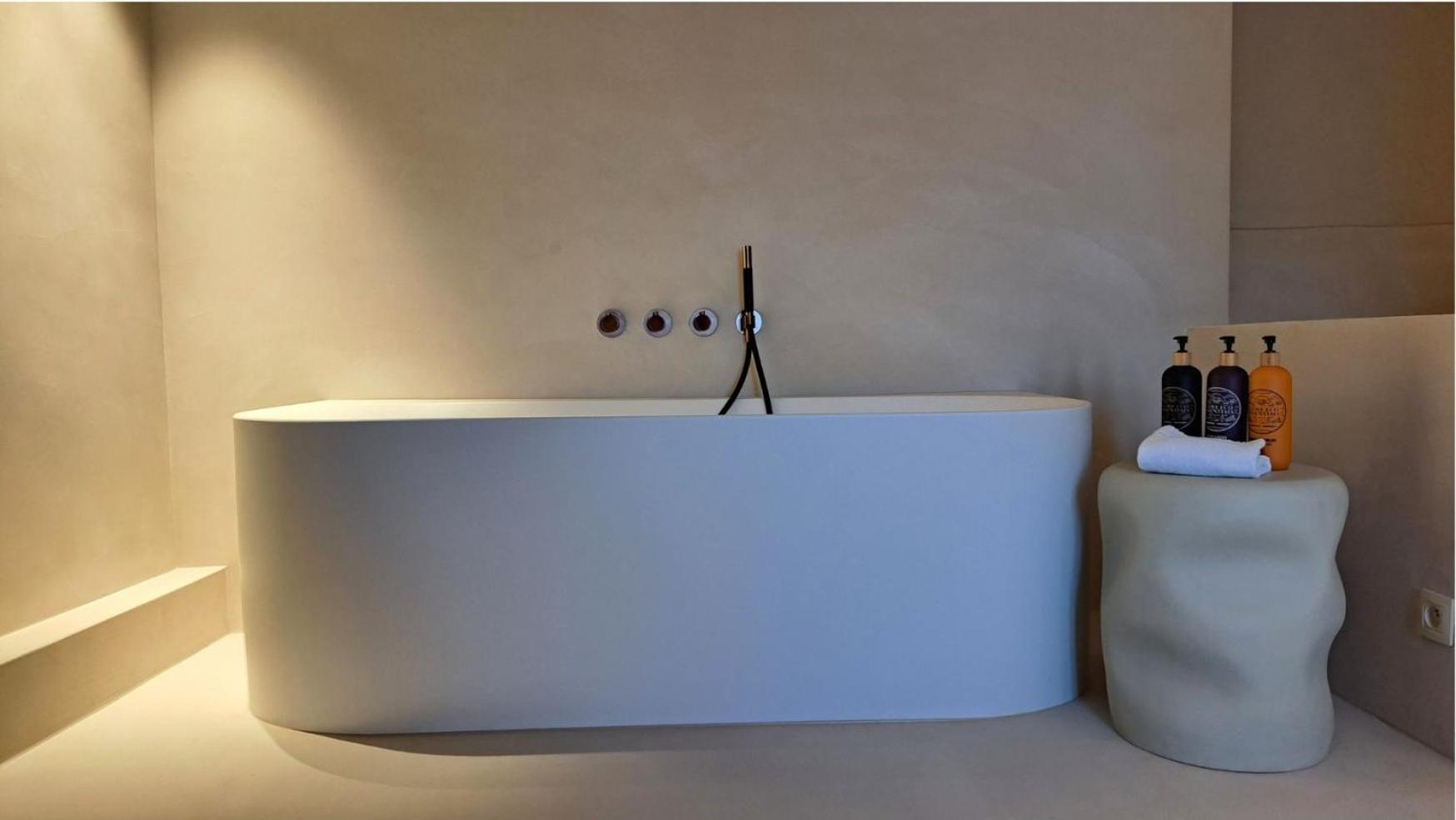 Junior Suite with Garden View - Photo 9