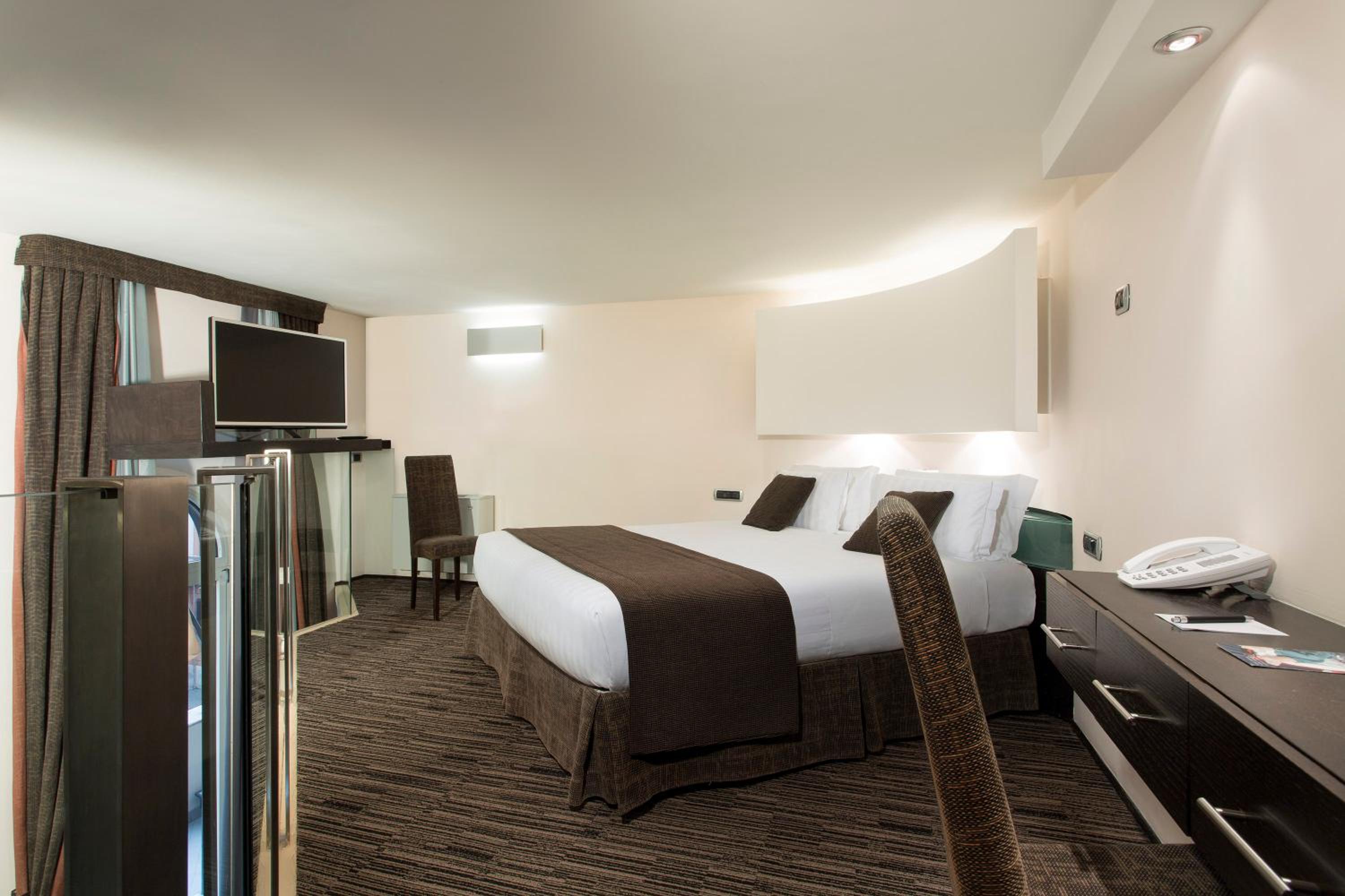 Best Western Plus Hotel Universo - Photo 84