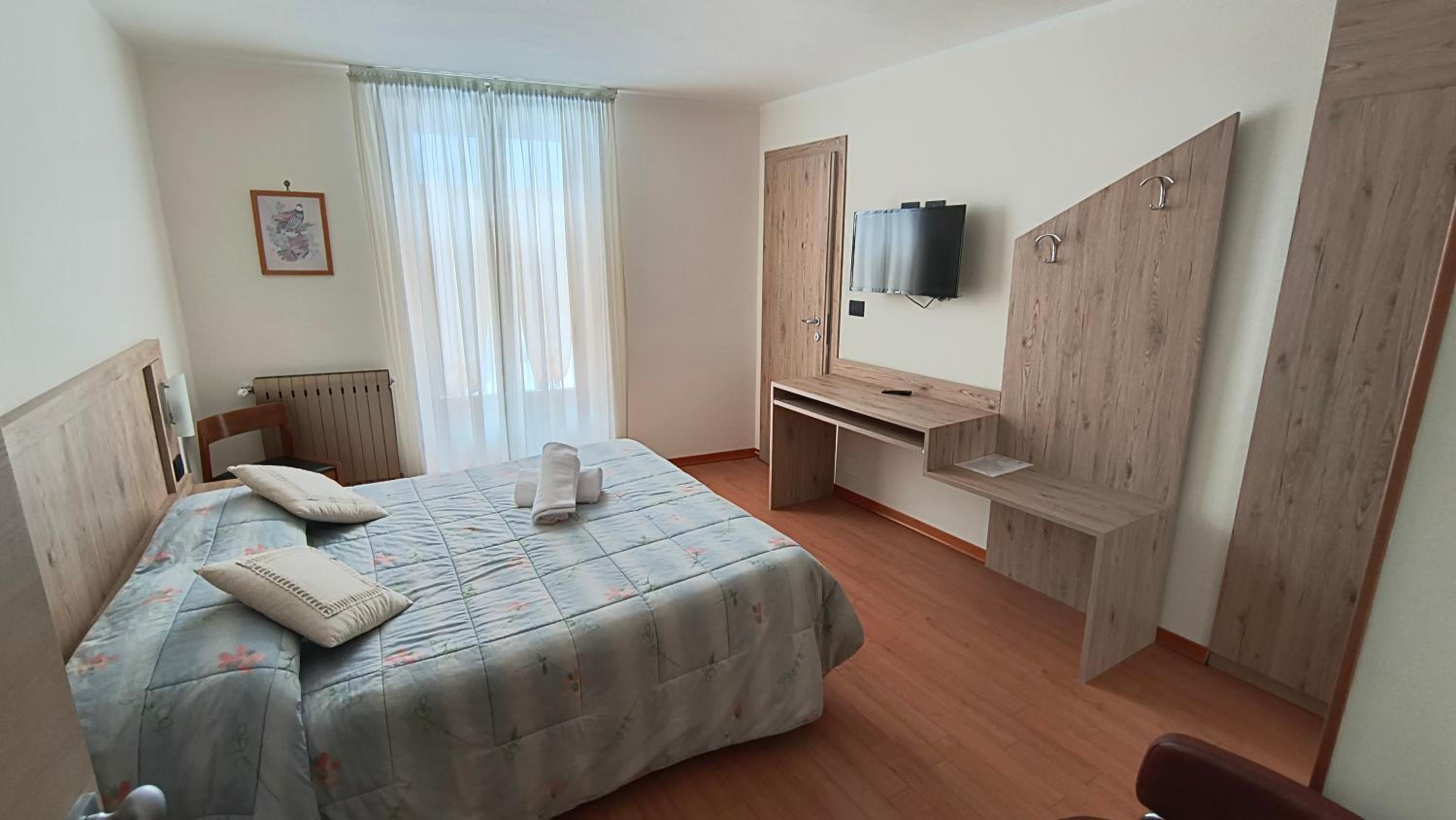 Double or Twin Room with Balcony photo 2