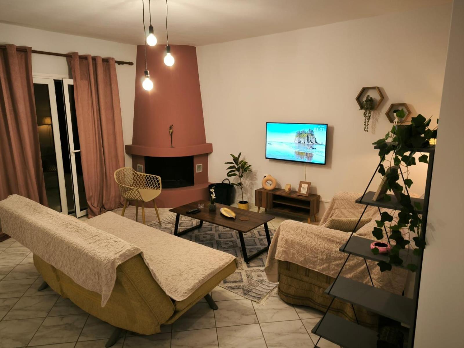 Two-Bedroom Deluxe Apartment with Balcony photo 1
