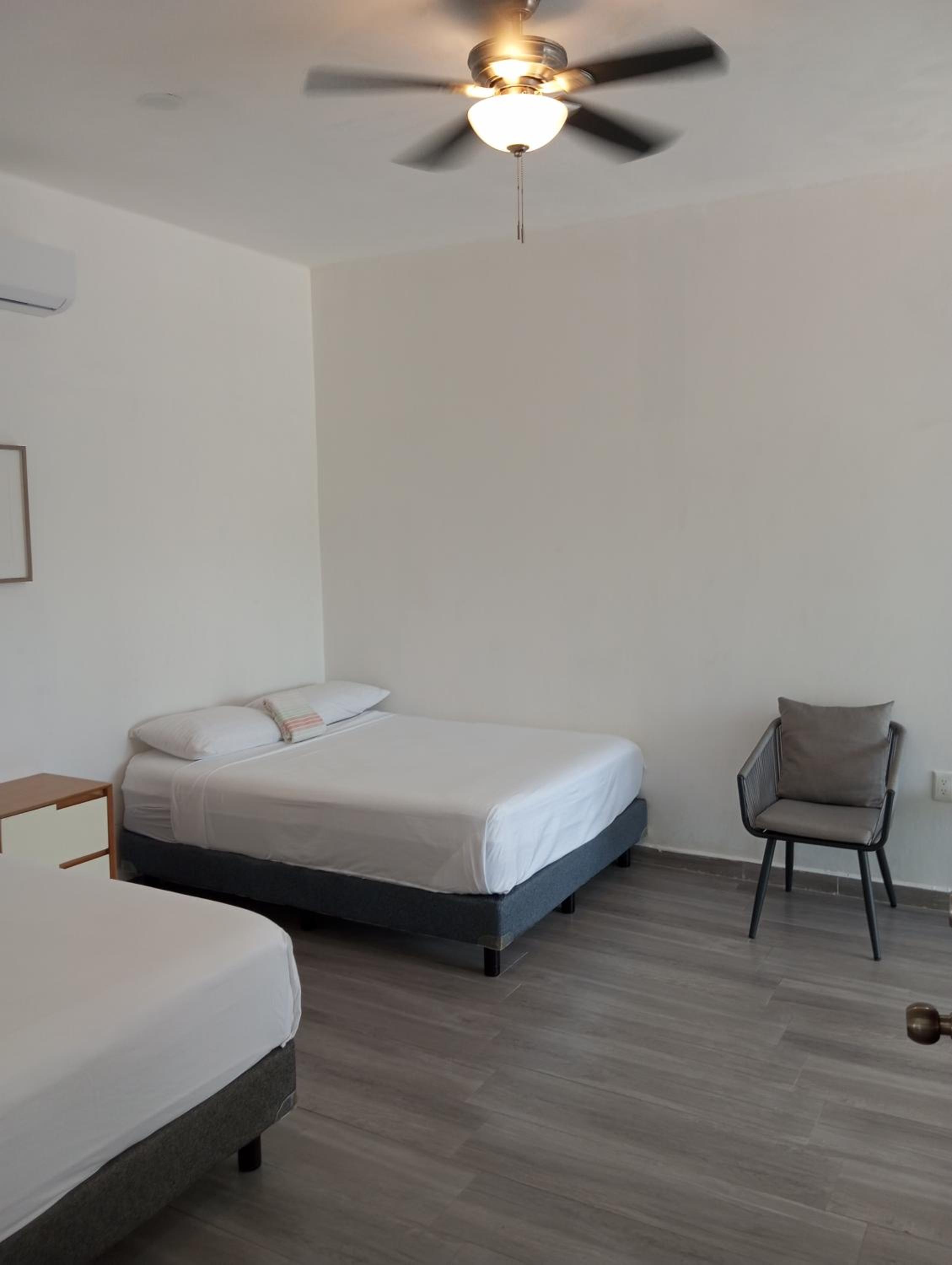 Deluxe Double Room with Balcony photo 1