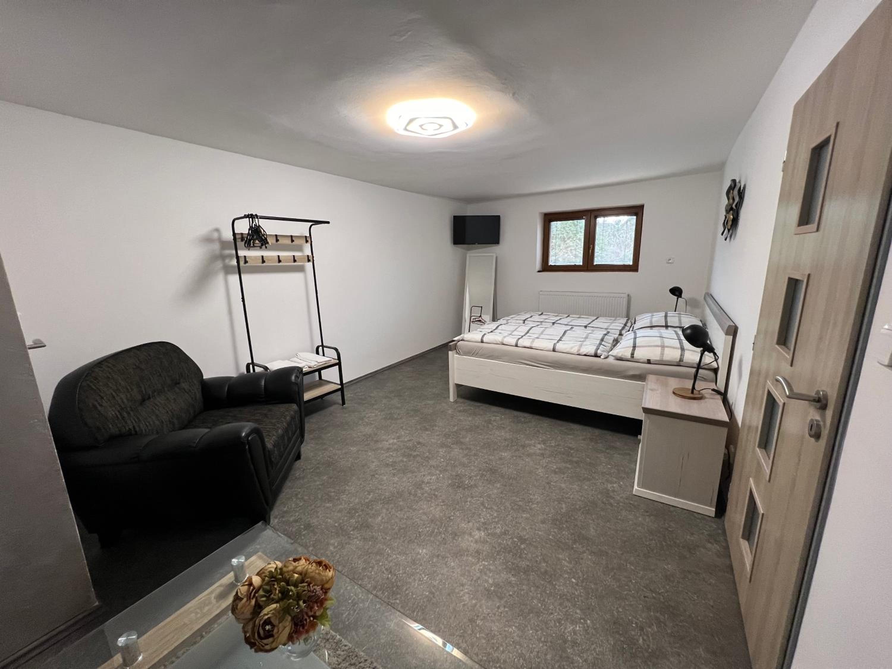 King Room - Disability Access photo 3