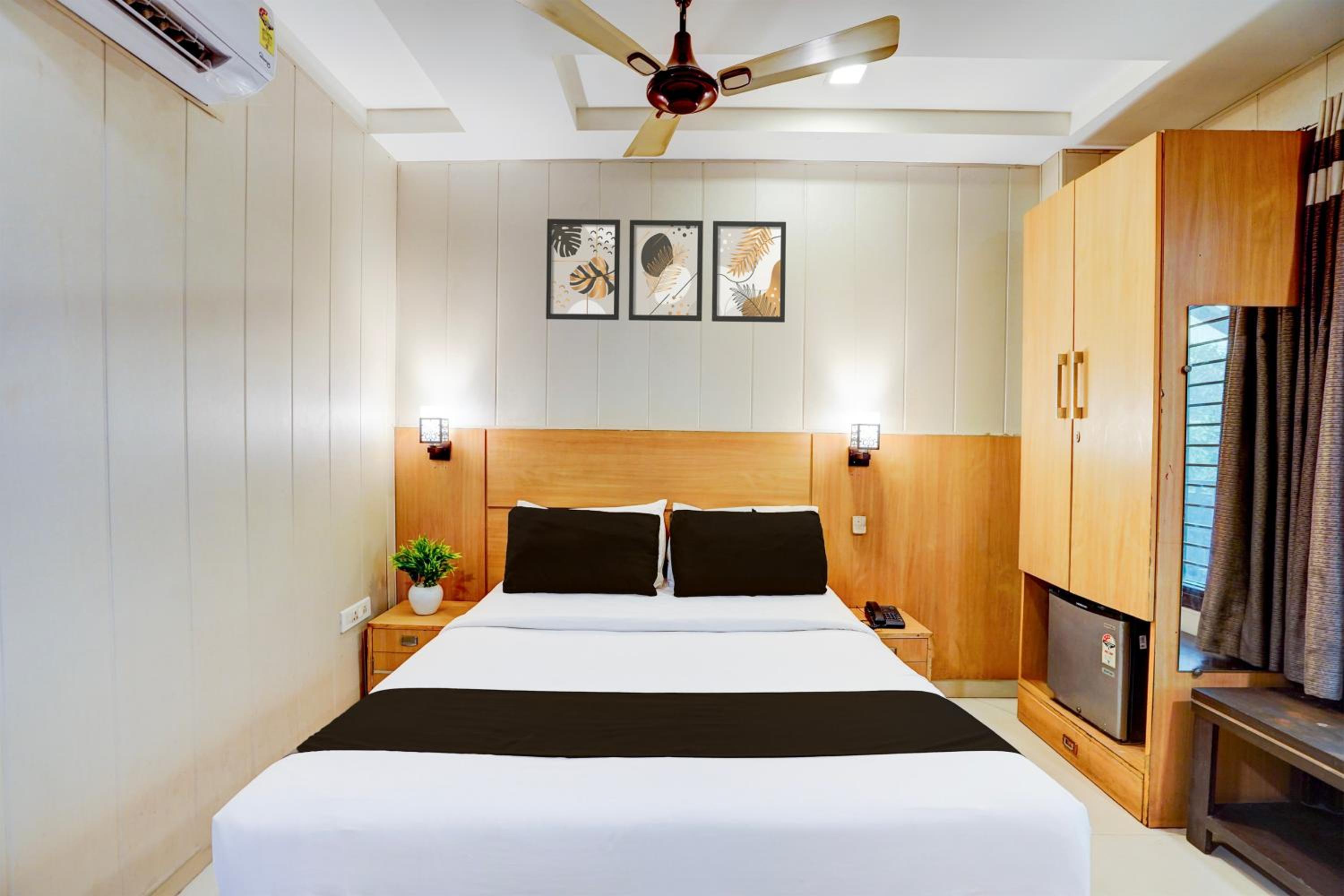 Triple Room with Balcony