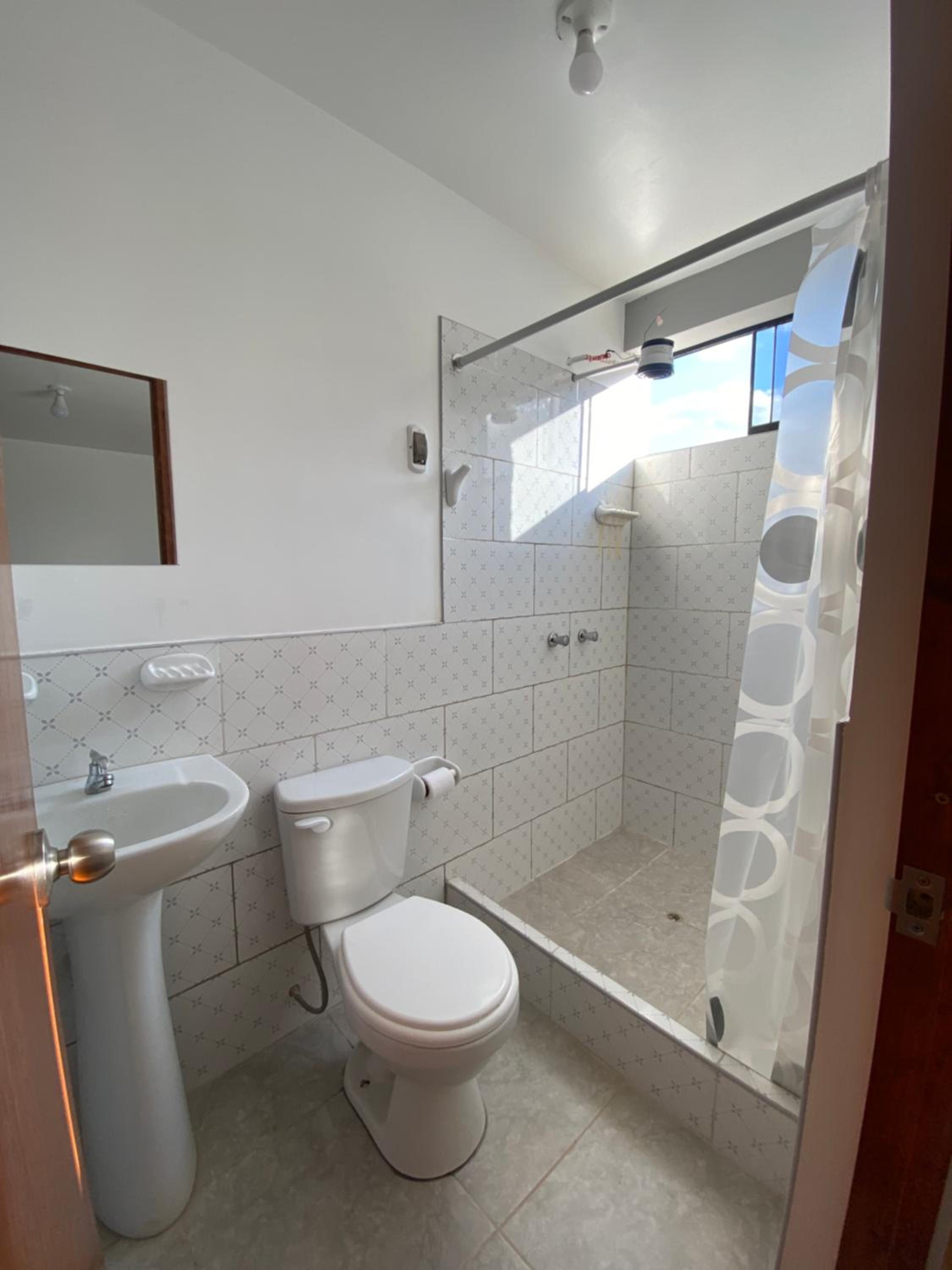 Double Room with Private Bathroom photo 3