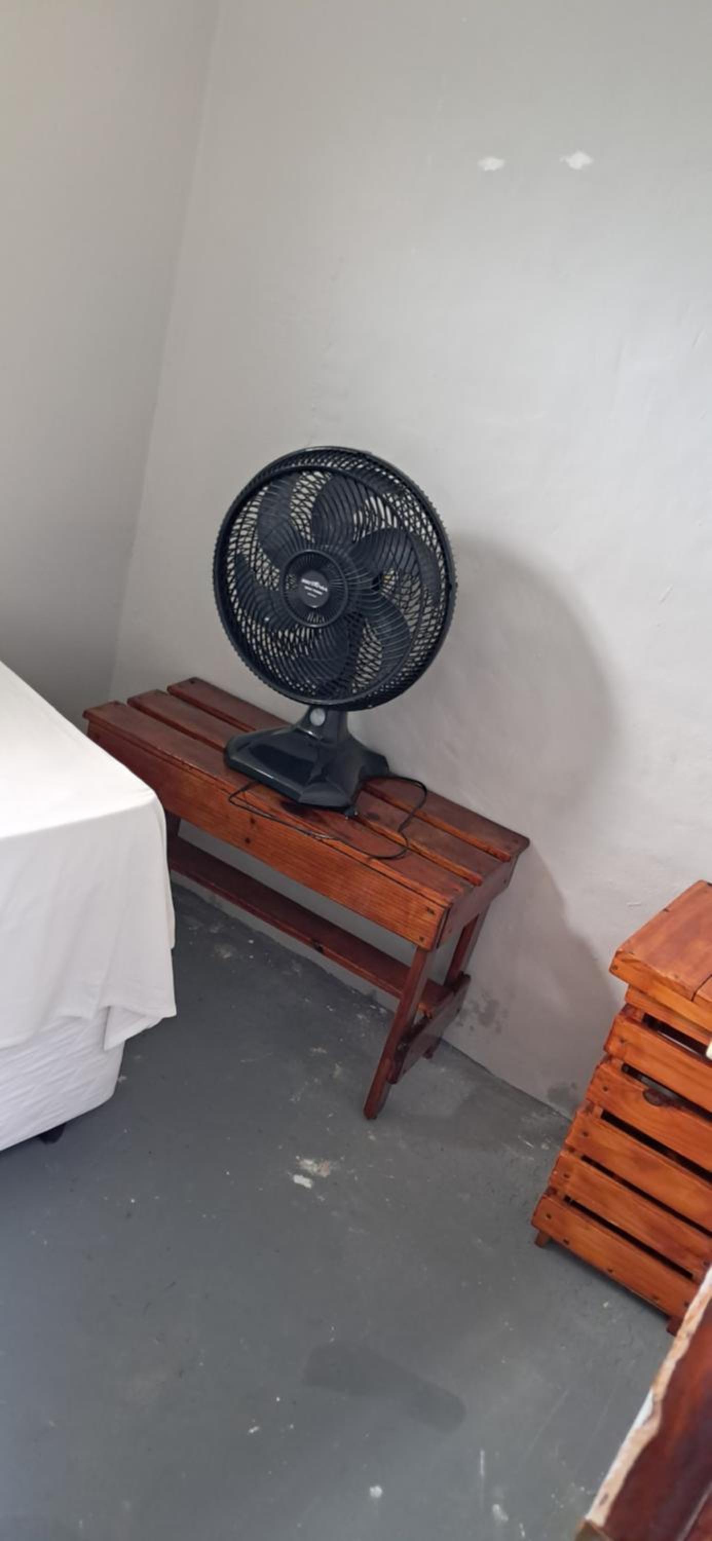 Small Single Room photo 1