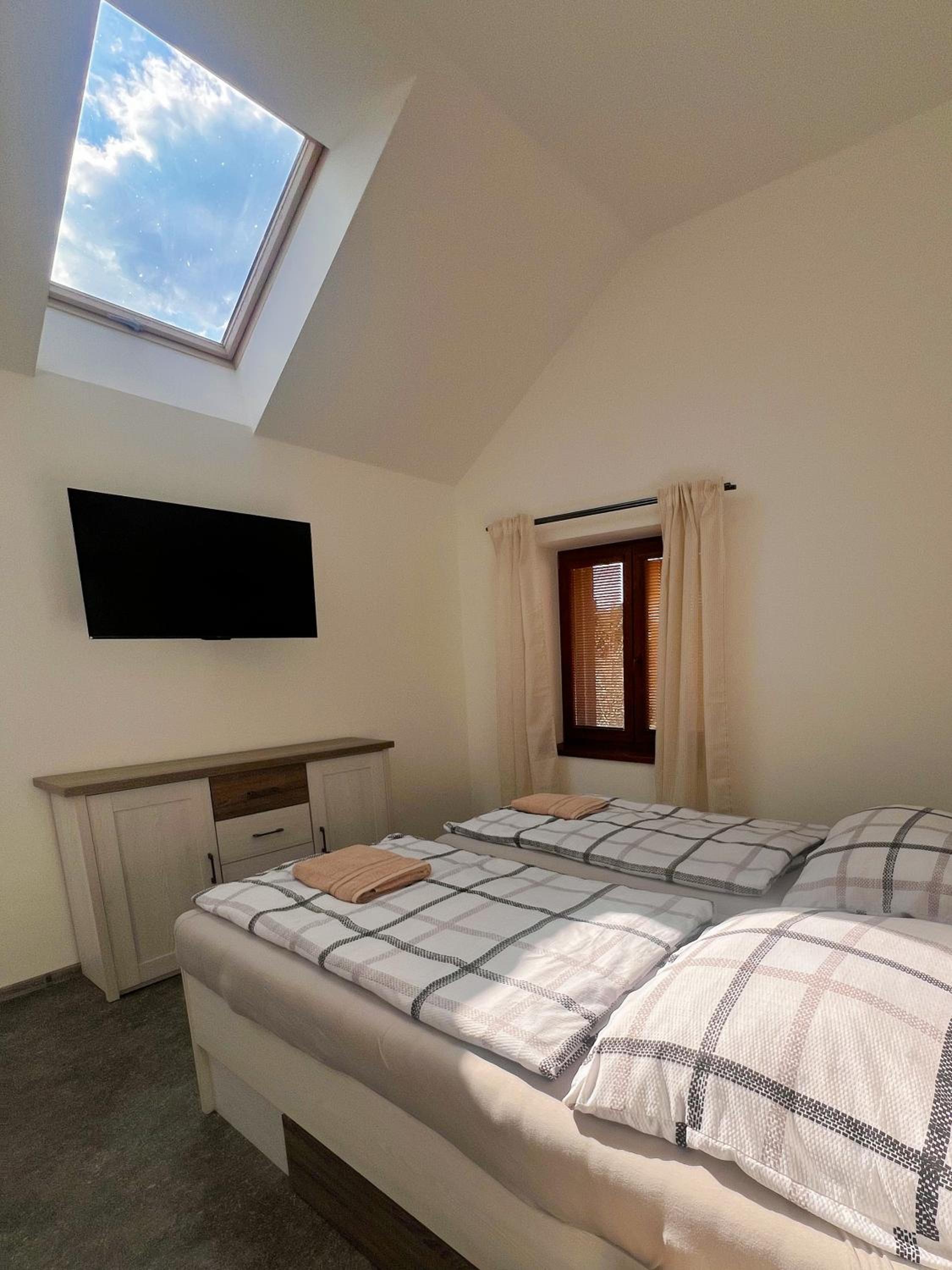 Deluxe Double Room photo 2