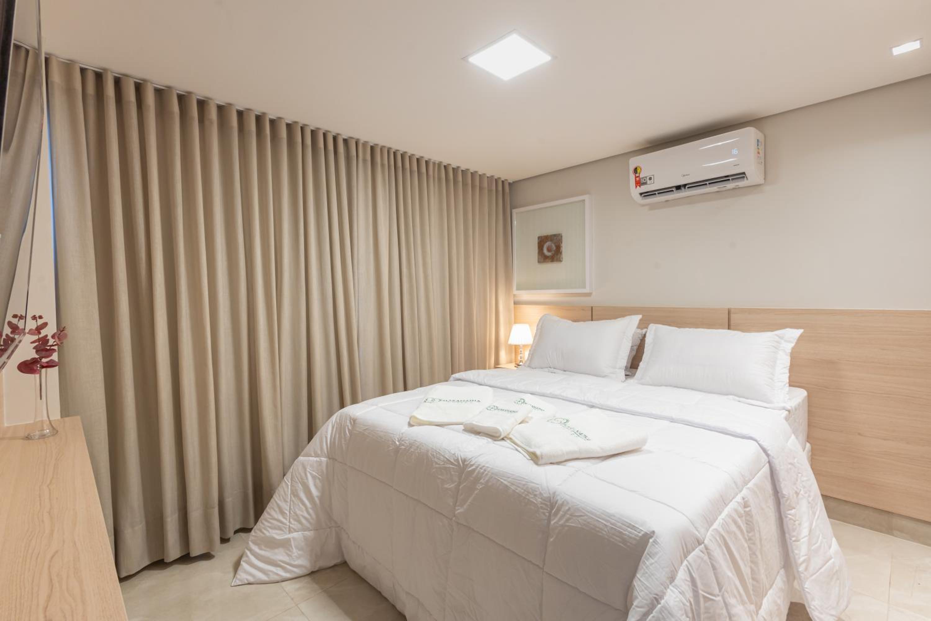 One-Bedroom Deluxe Apartment