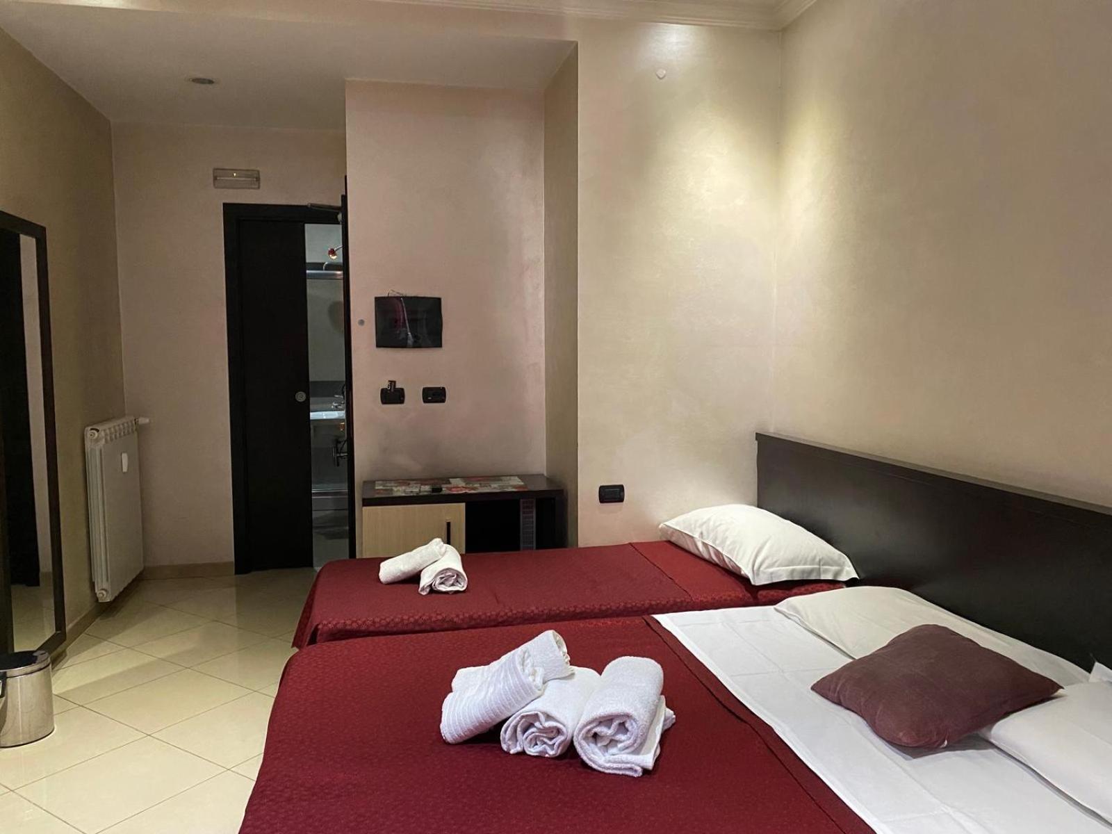 Triple Room with Private Bathroom