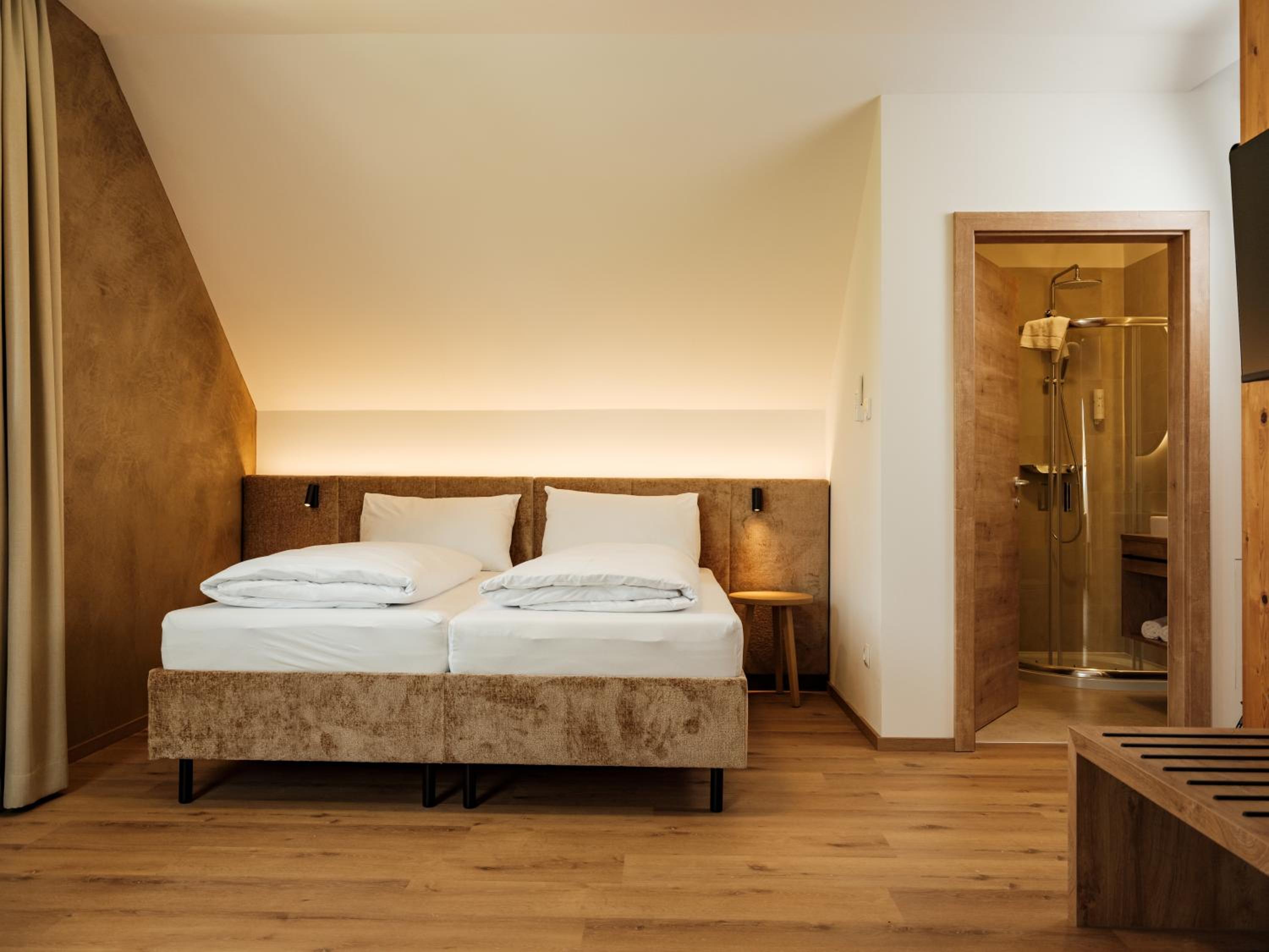 Deluxe Double Room - Photo 2